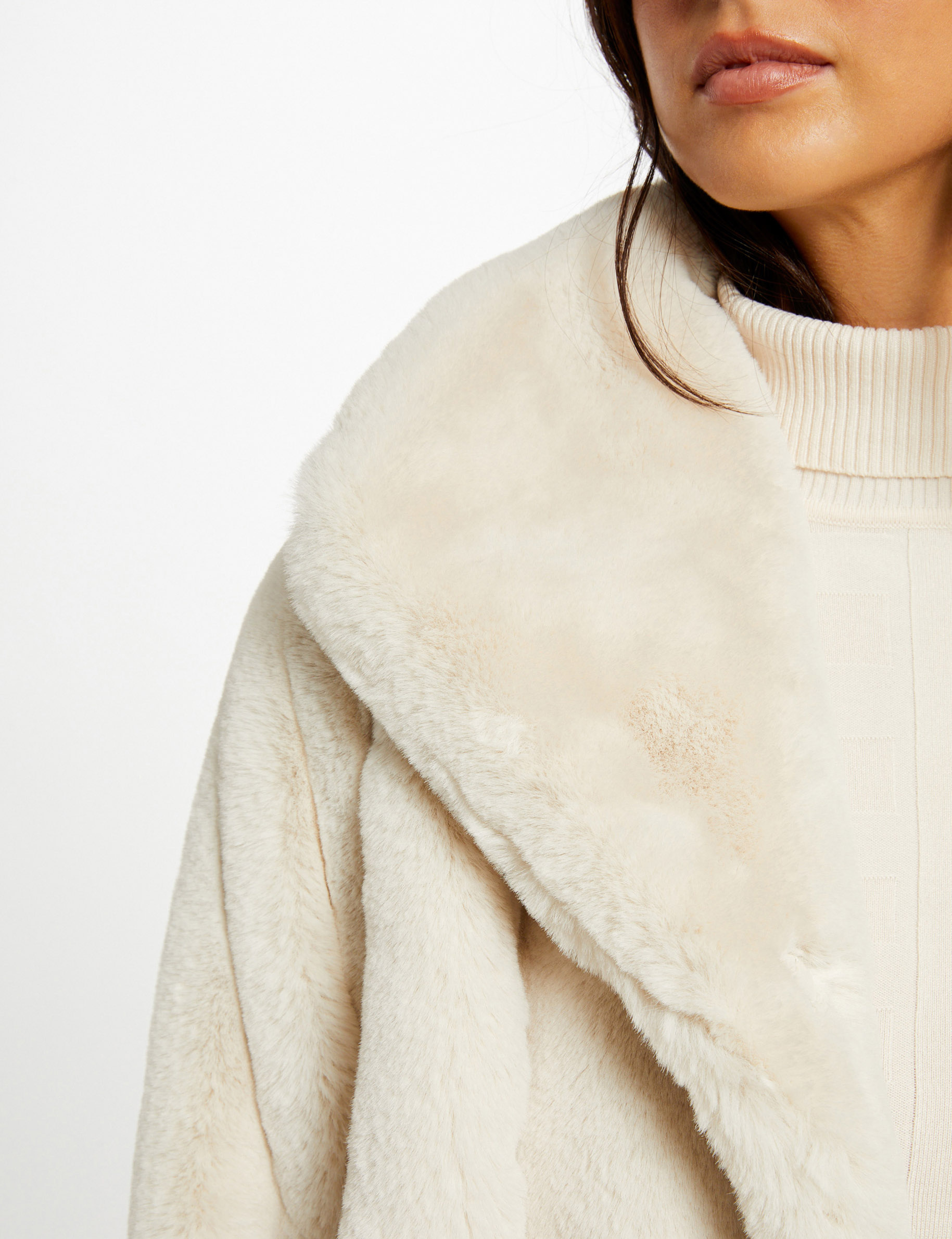 Manteau imitation fourrure ivoire femme