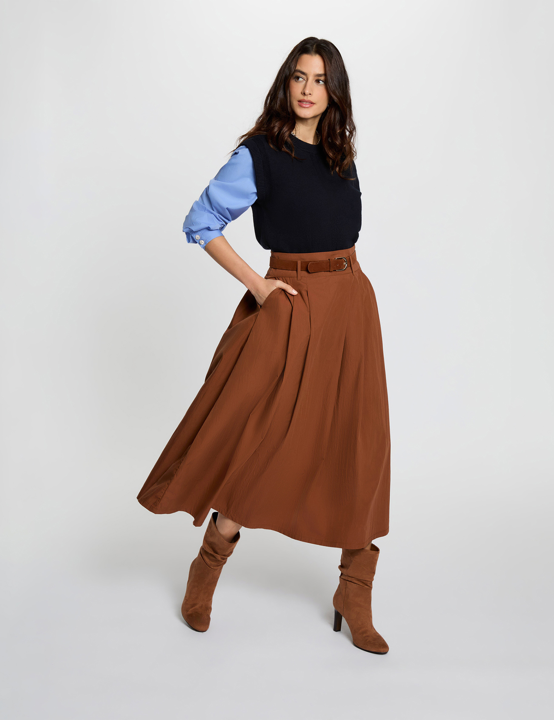 Eng anliegender Pullover marineblau damen