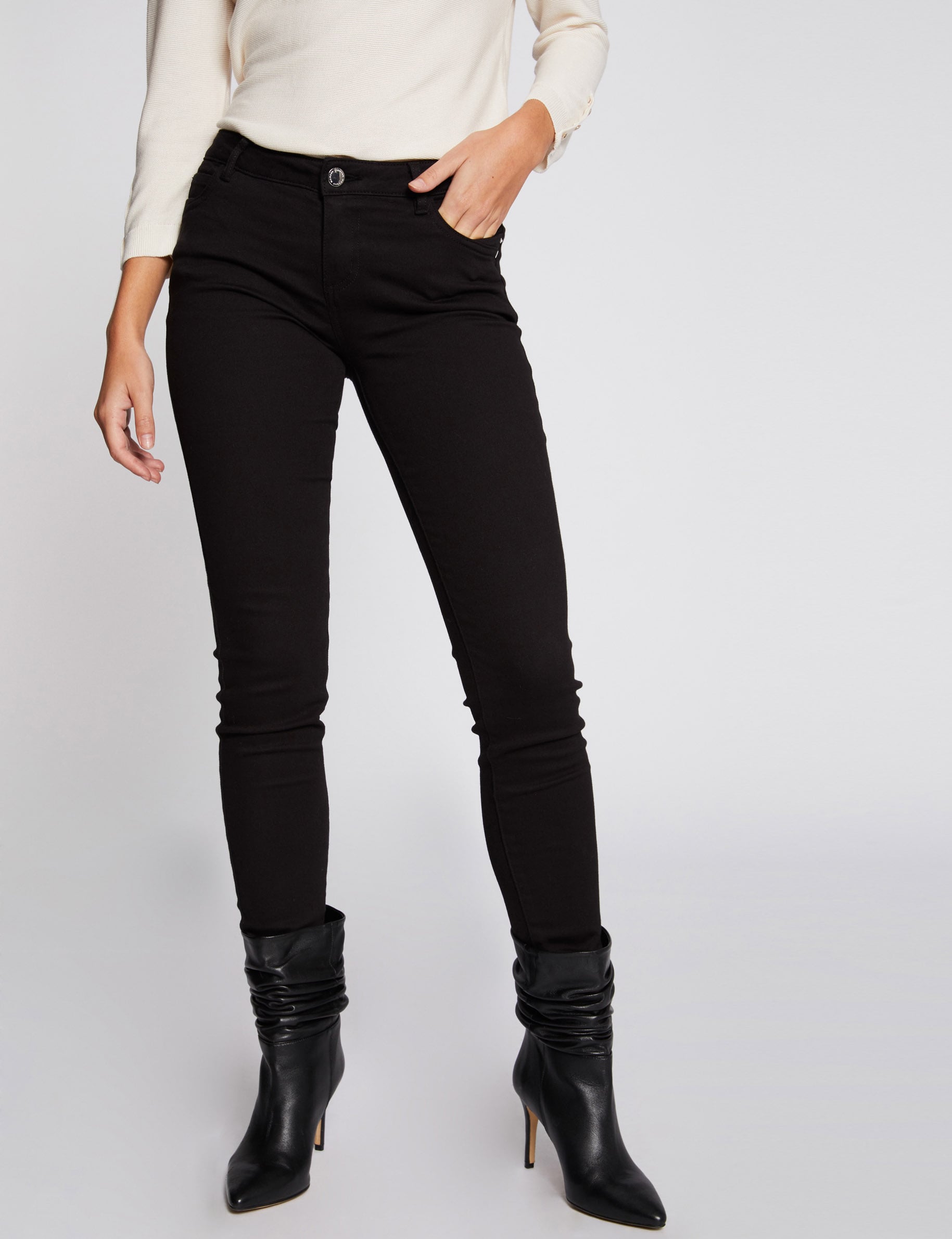 R&ouml;hrenhose mit niedriger Taille schwarz damen