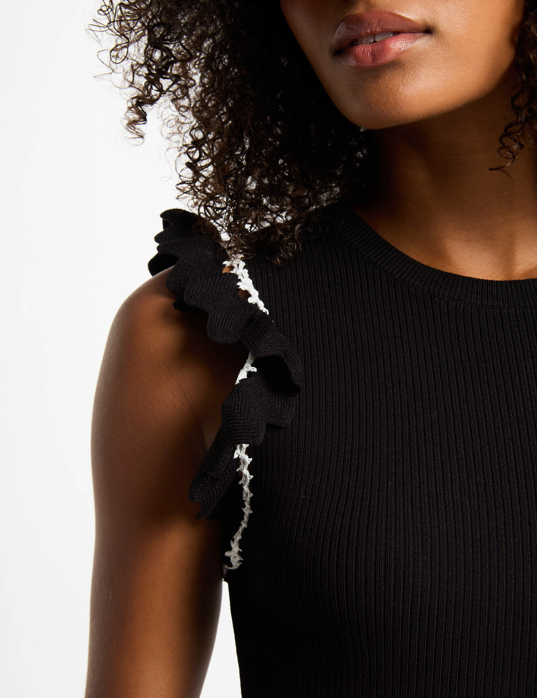 robe tricot ajustee noir femme Robe tricot ajustée noir femme