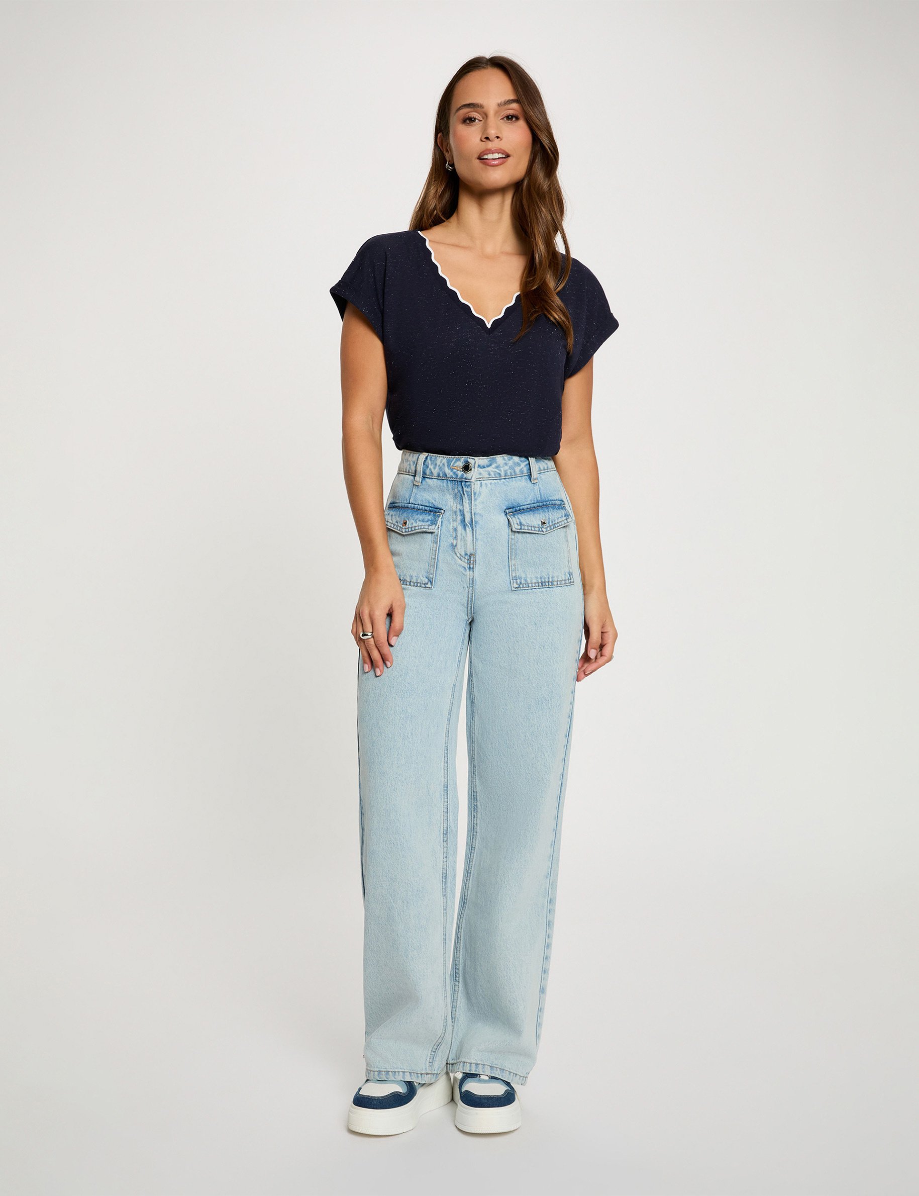 T-shirt col v manches courtes bleu marine femme