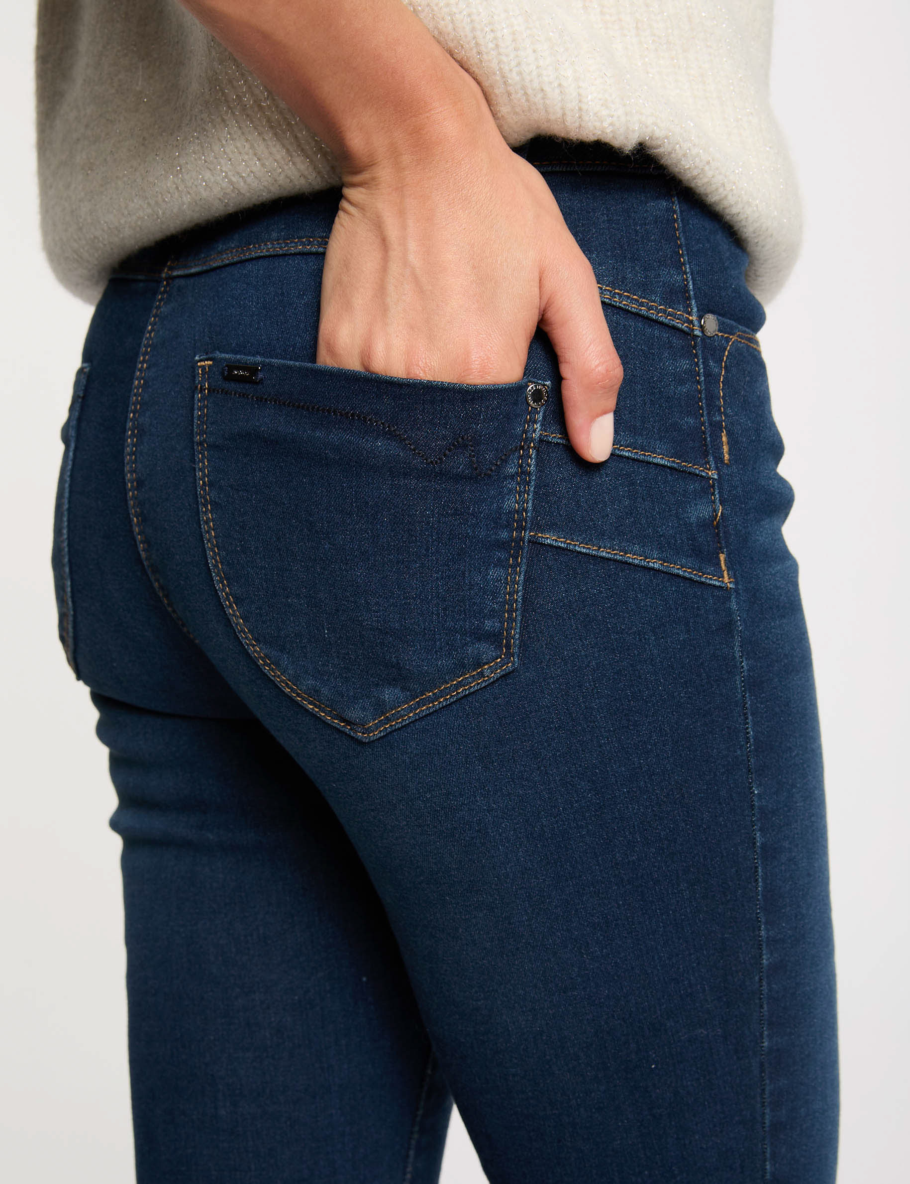 slim jeans in standardgrsse rohes denim damen Slim Jeans in Standardgr�sse rohes denim damen