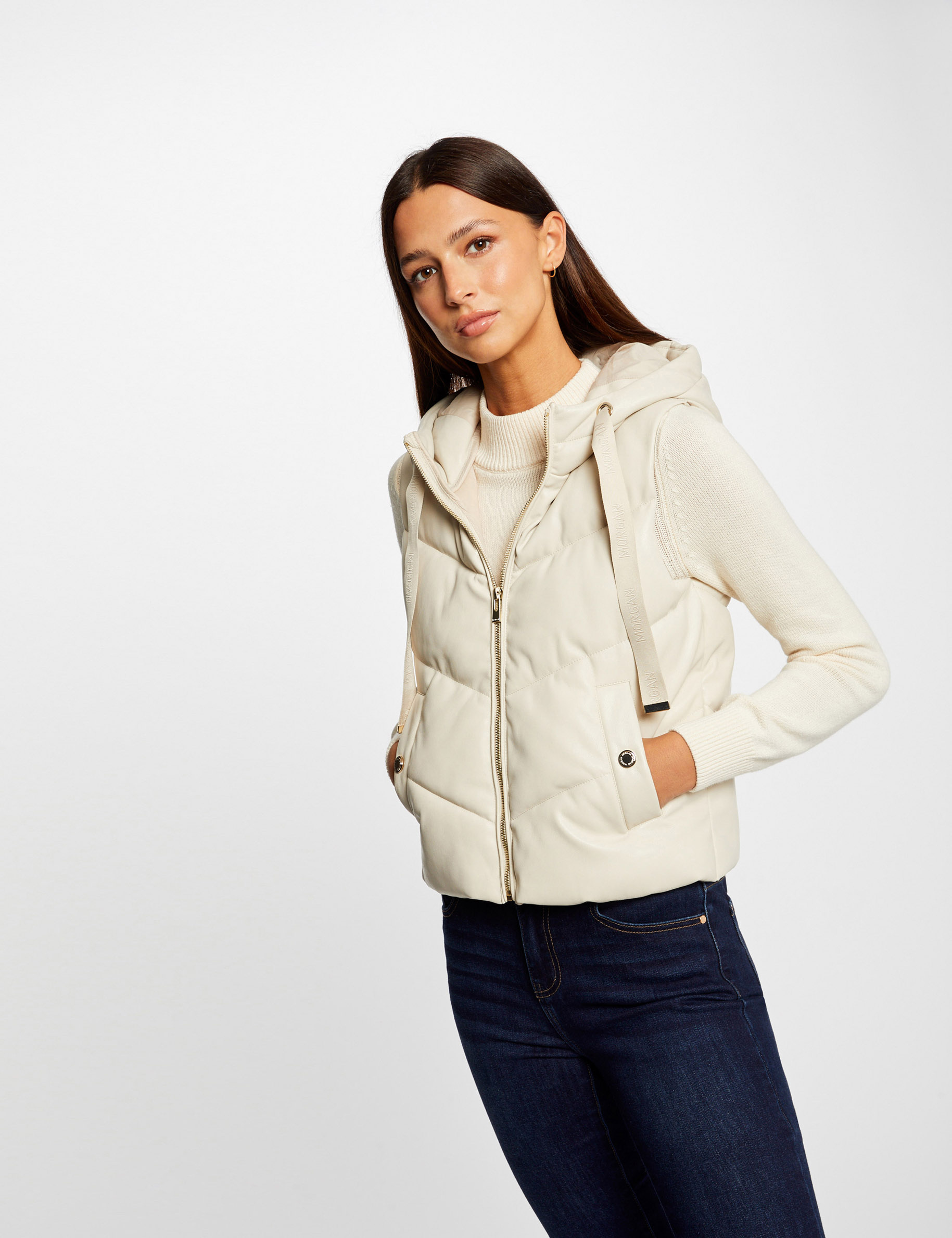 gerade daunenjacke mit kapuze elfenbein damen Gerade Daunenjacke mit Kapuze elfenbein damen
