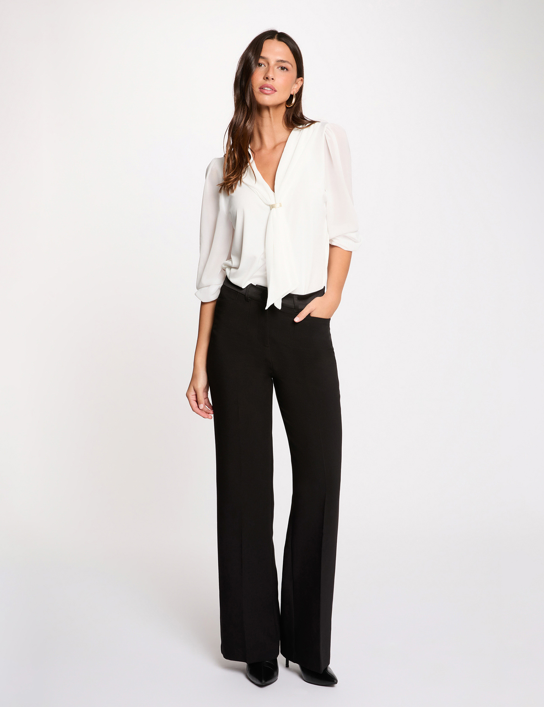 T-Shirt aus Voile mit Lavalli&egrave;re-Kragen weiss damen