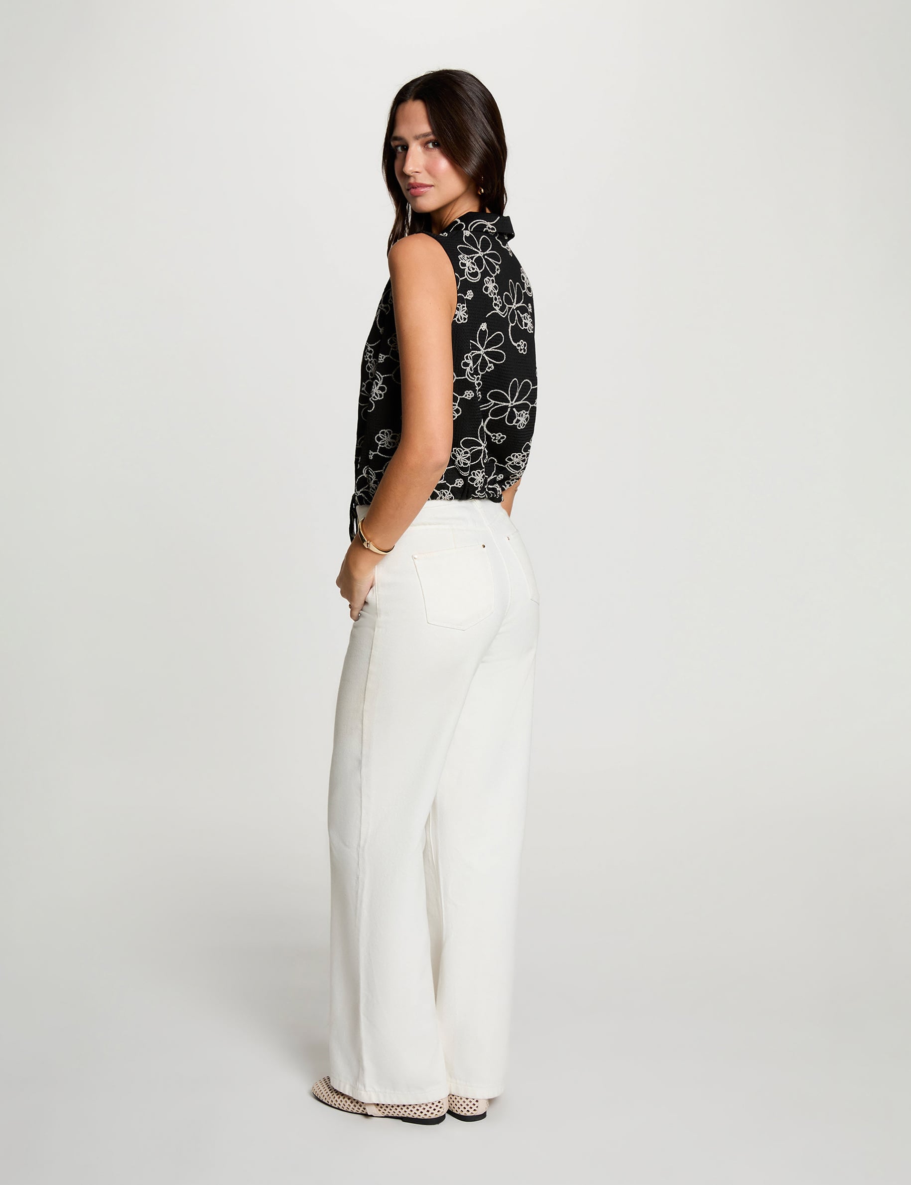 Chemise sans manches col v noir femme