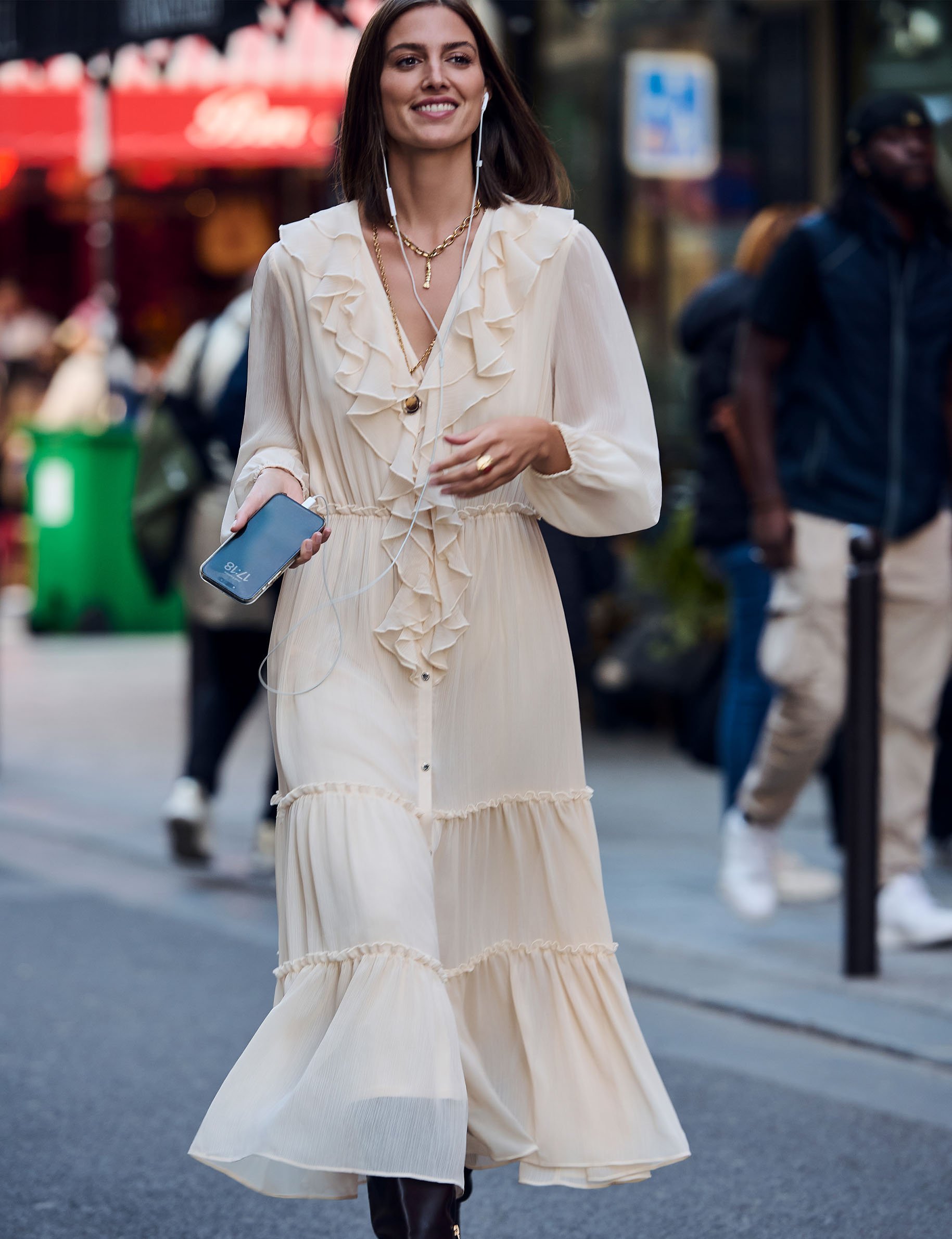 Langes, flie&szlig;endes Kleid creme damen