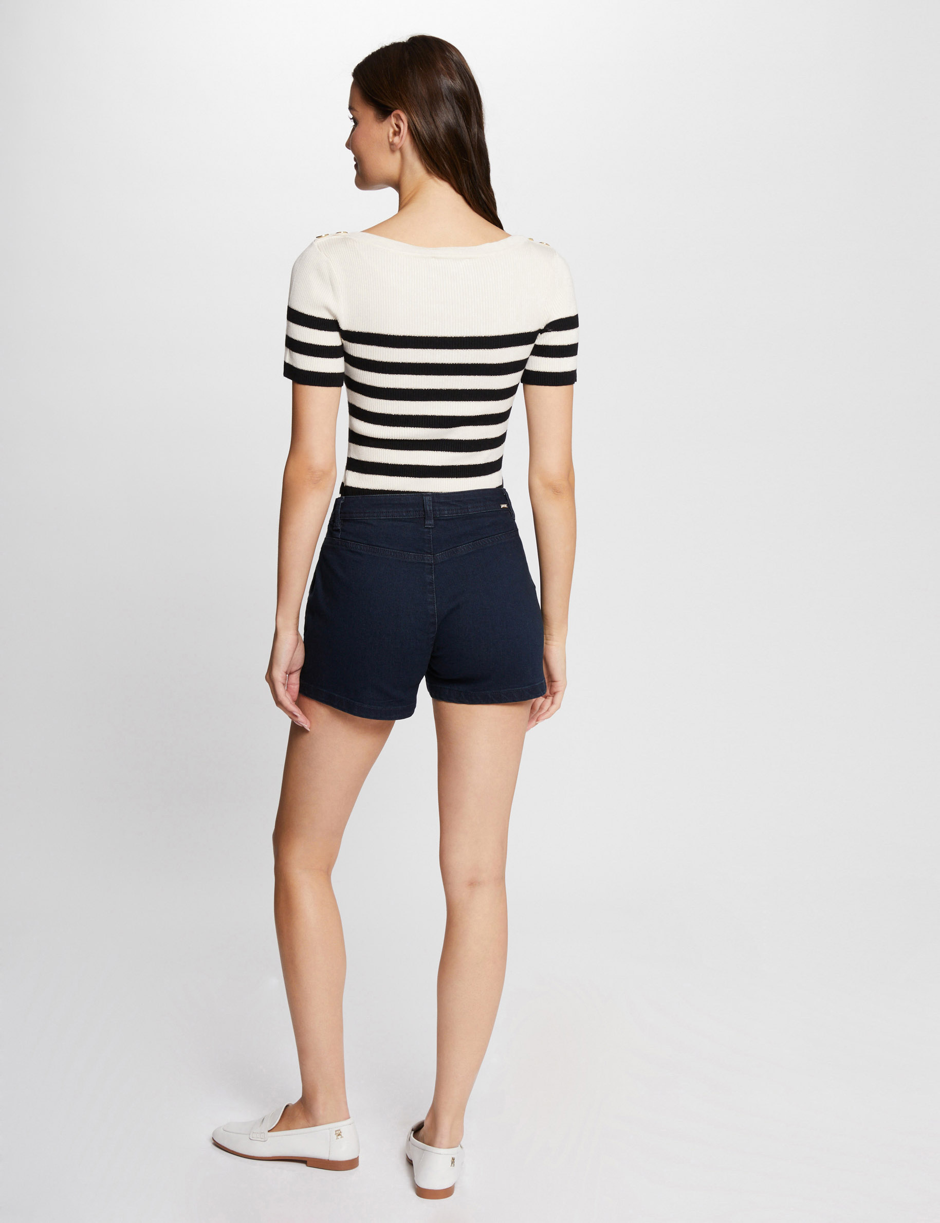 short ajust en jean denim brut femme Short ajust� en jean denim brut femme