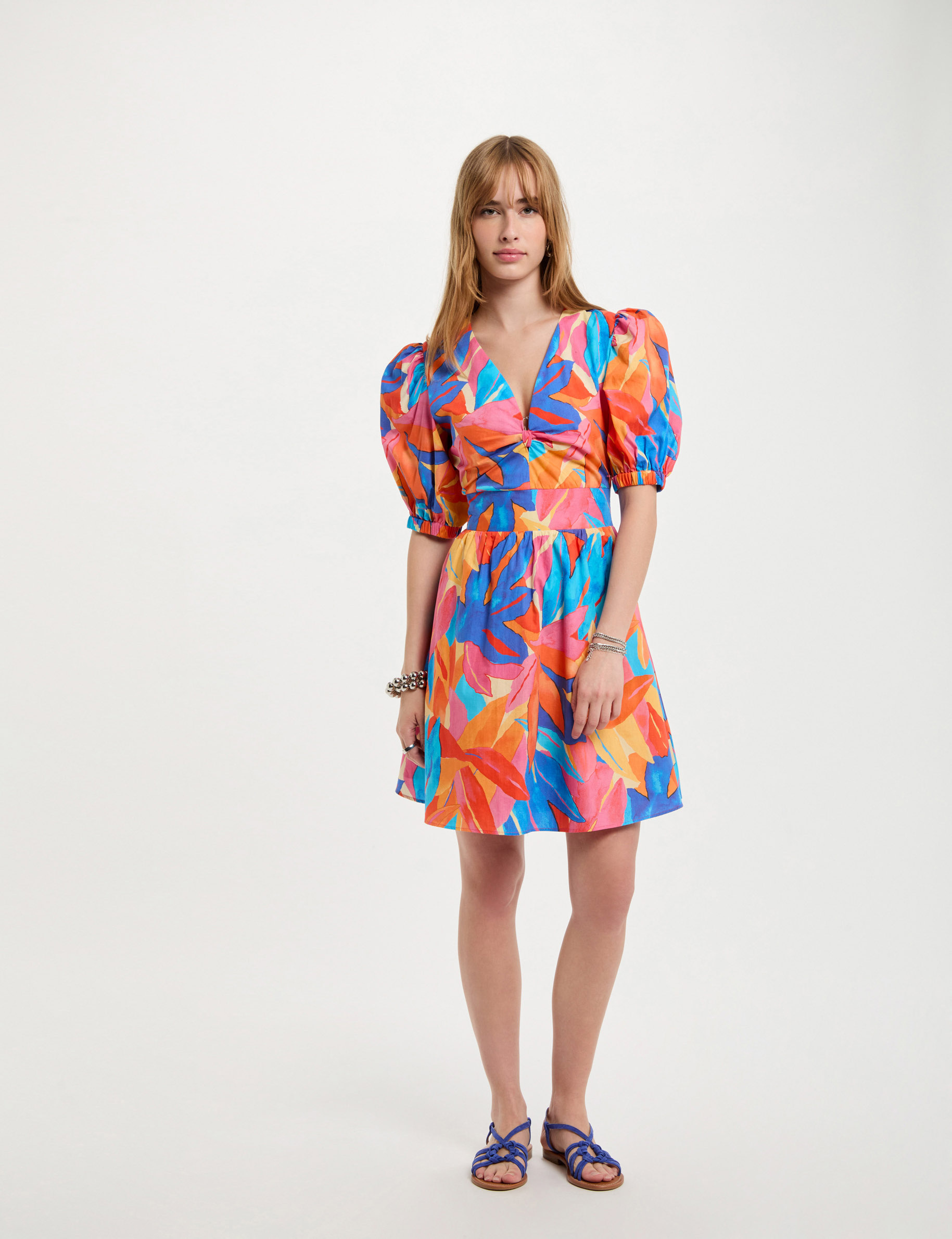 kurzes ausgestelltes kleid mit print mehrfarbig damen Kurzes ausgestelltes Kleid mit Print mehrfarbig damen