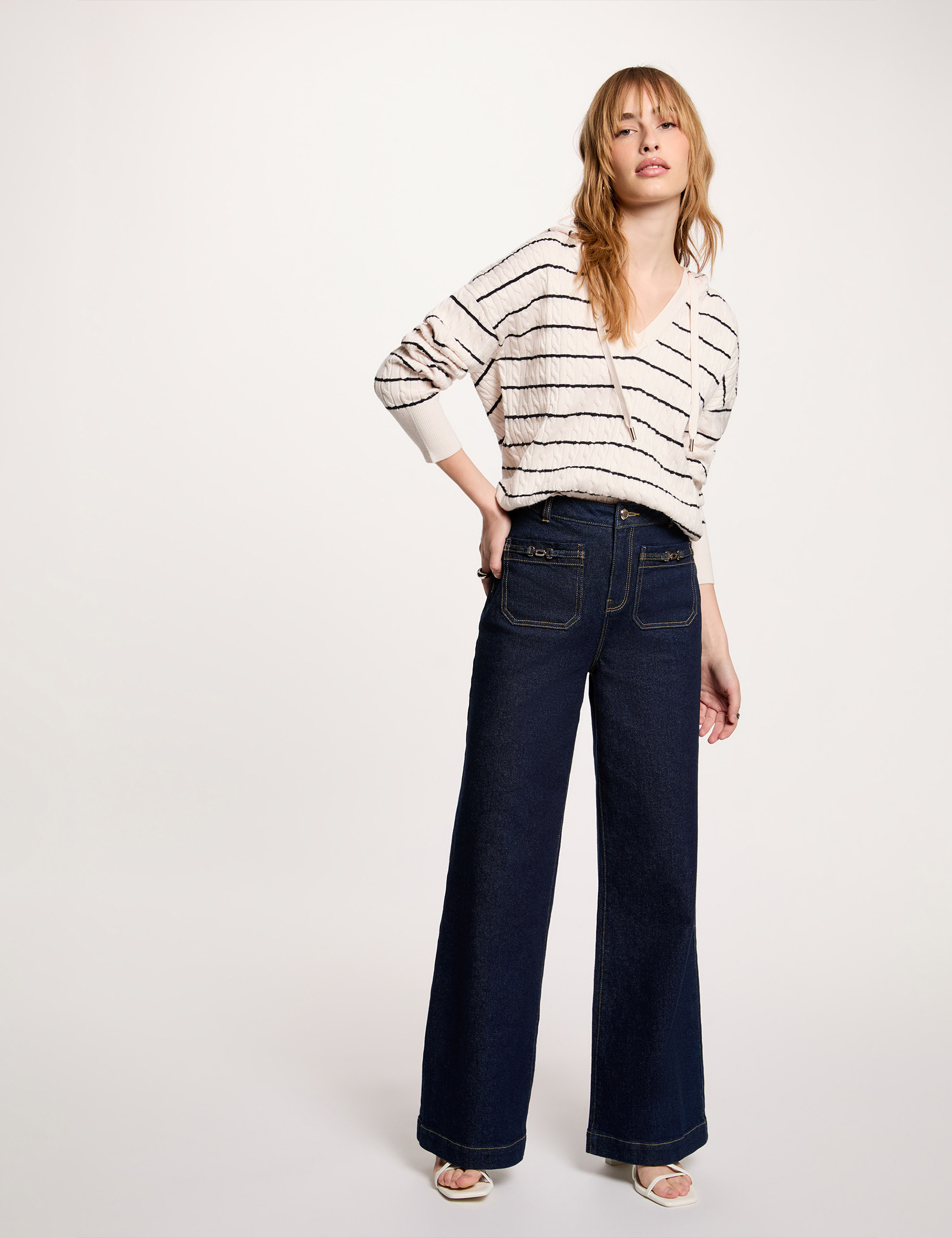 Pull capuche ray&eacute; blanc femme