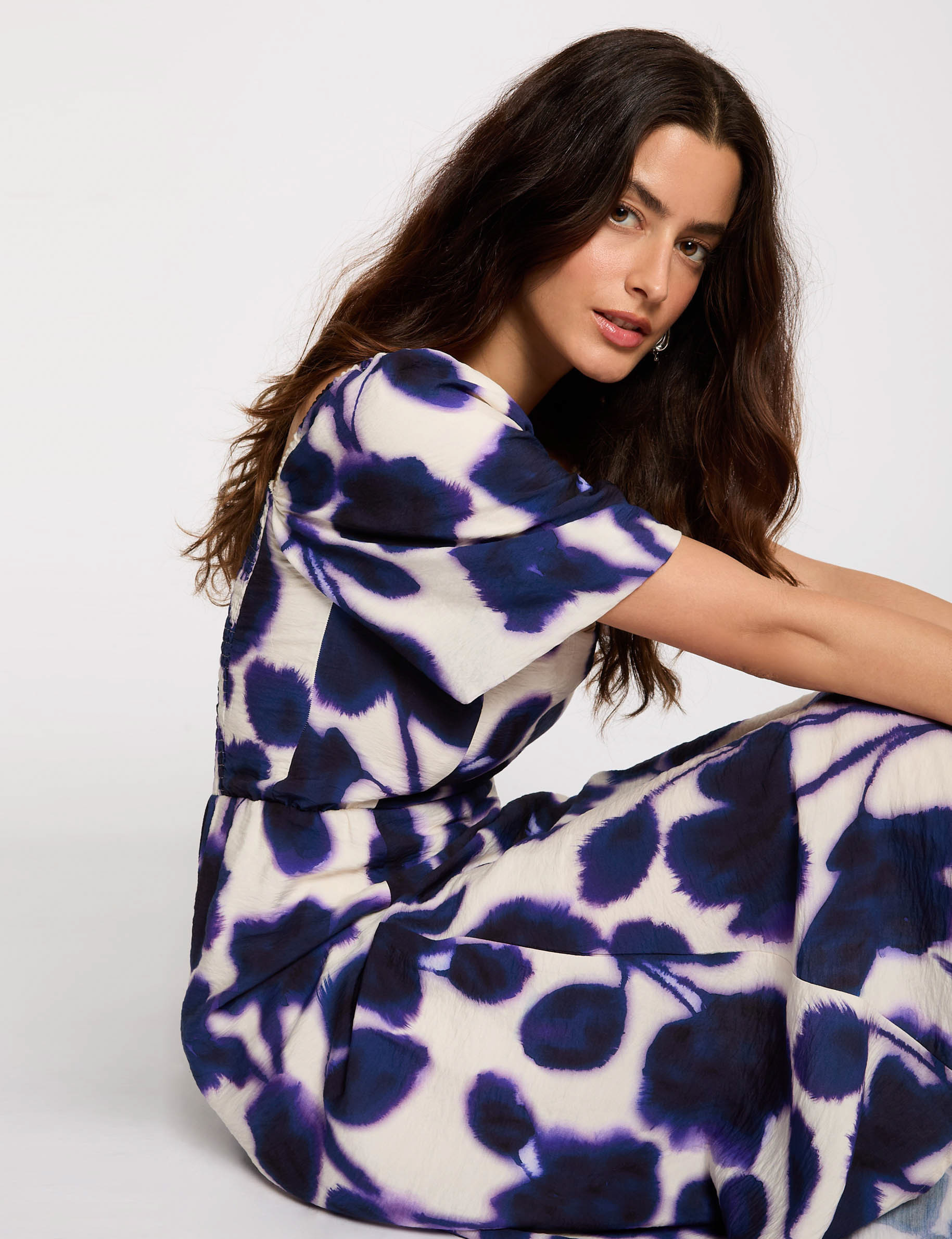 langes flieendes kleid mit muster mehrfarbig damen Langes fließendes Kleid mit Muster mehrfarbig damen