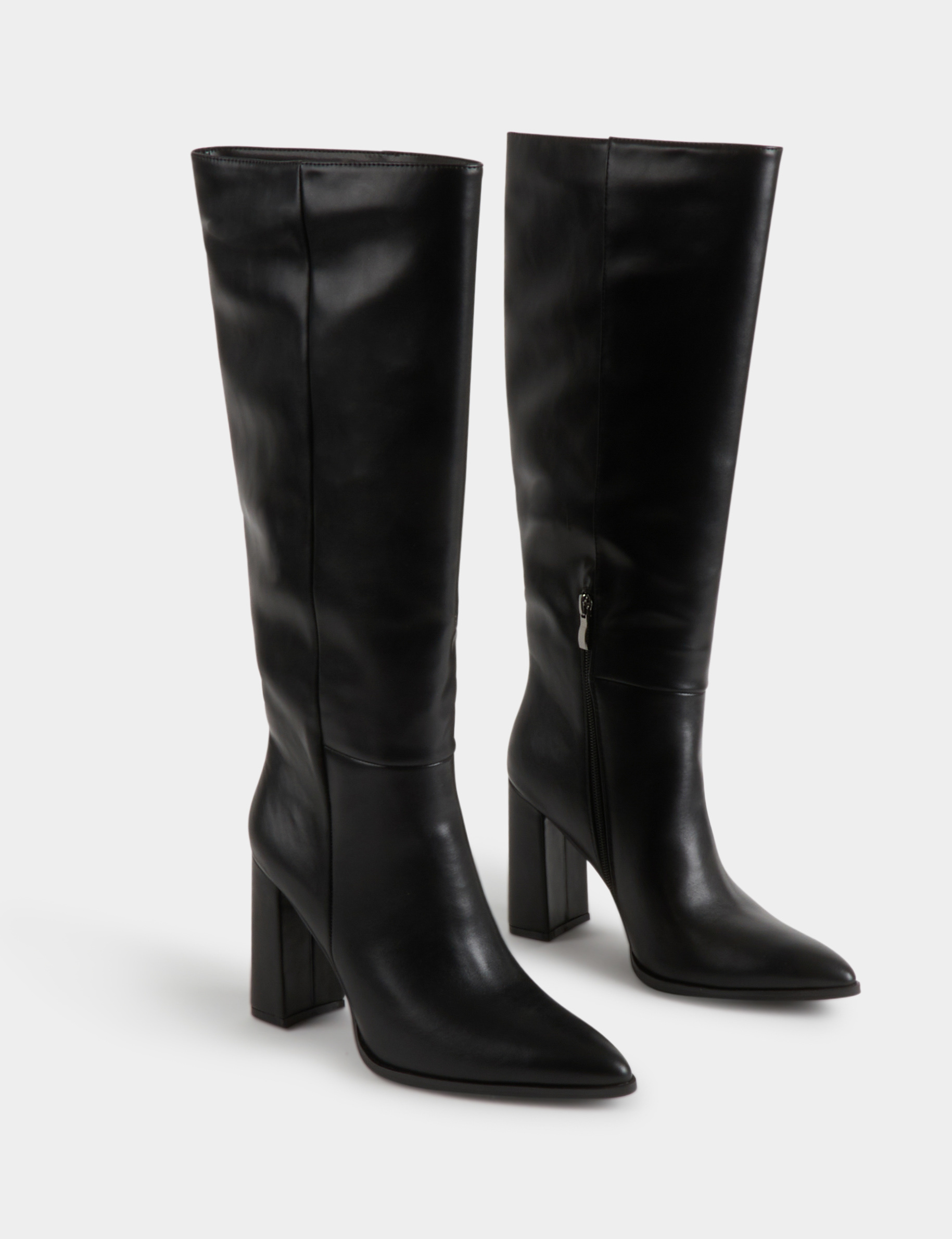 stiefel mit absatz und spitzer kappe schwarz damen Stiefel mit Absatz und spitzer Kappe schwarz damen