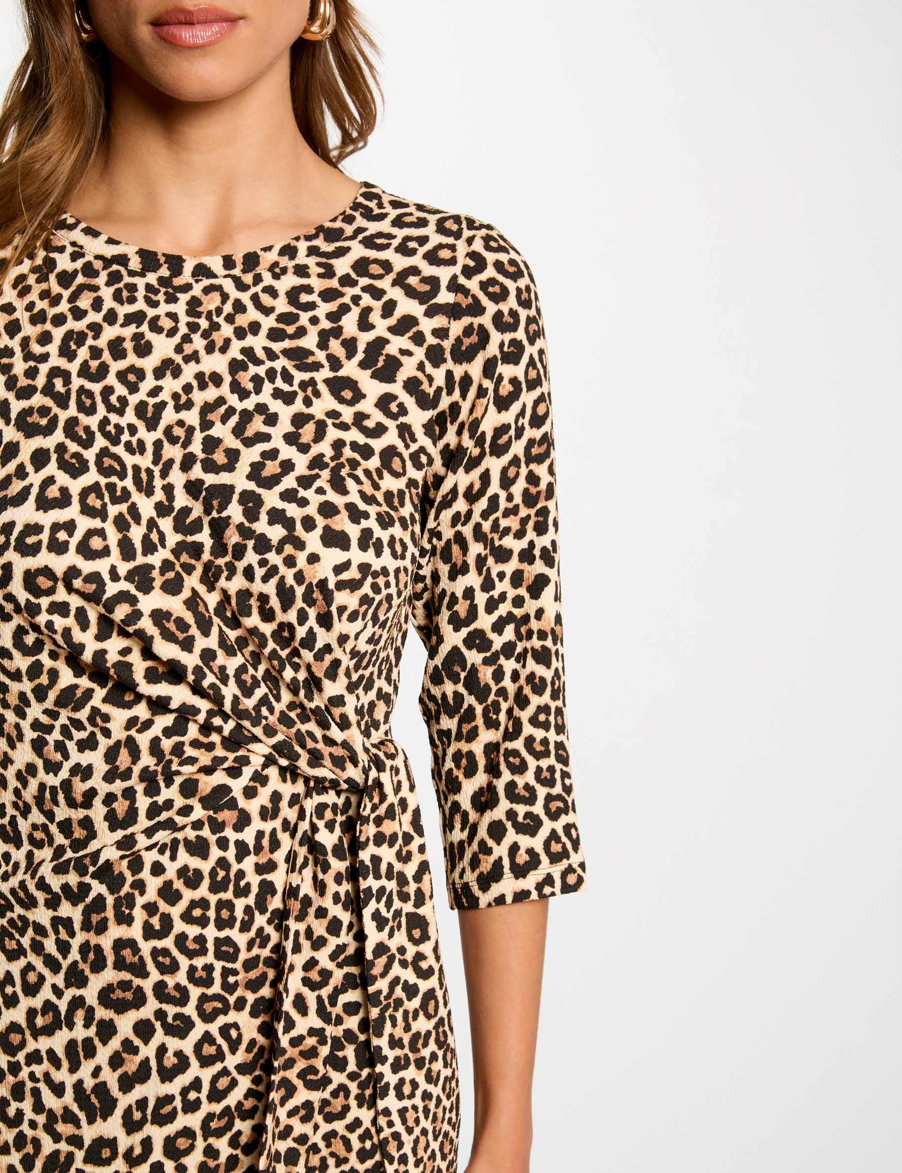 robe courte ajustee imprimee multicolore femme Robe courte ajustée imprimée multicolore femme