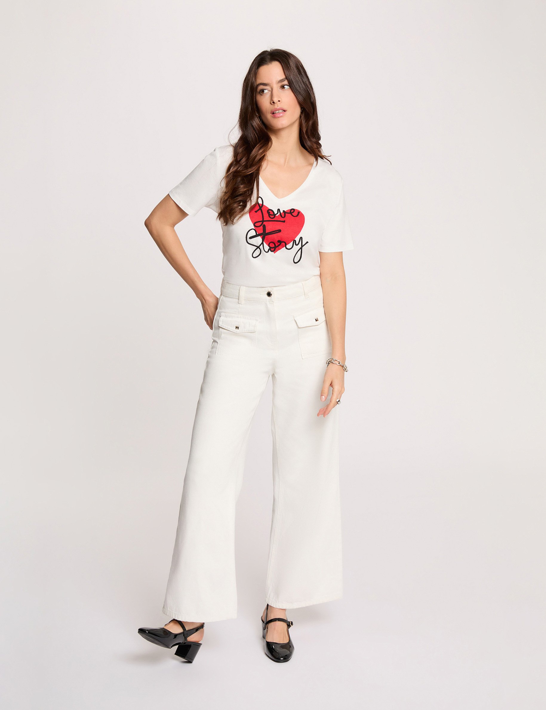 T-Shirt mit V-Ausschnitt weiss damen