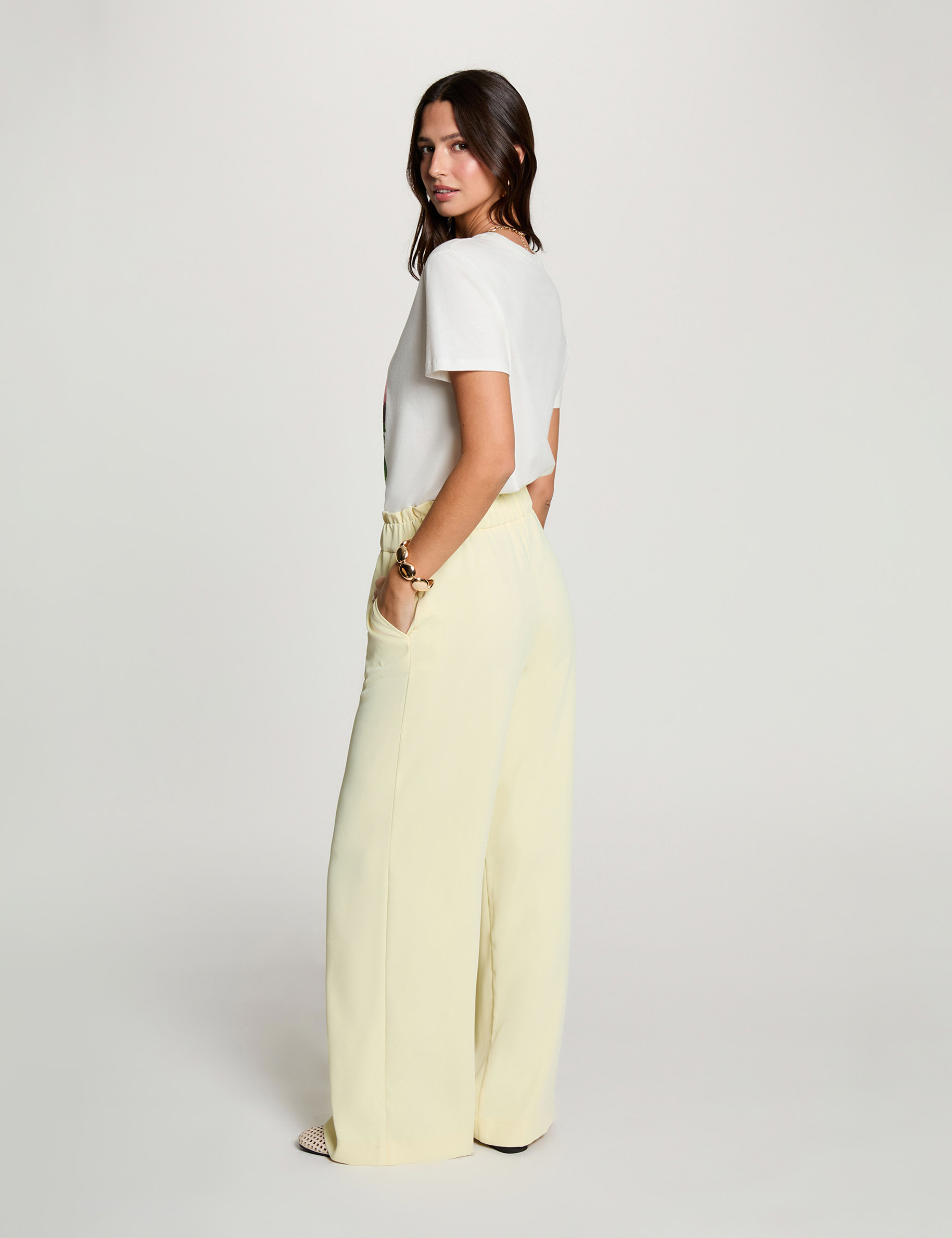 Pantalon large &agrave; fronces jaune pastel femme