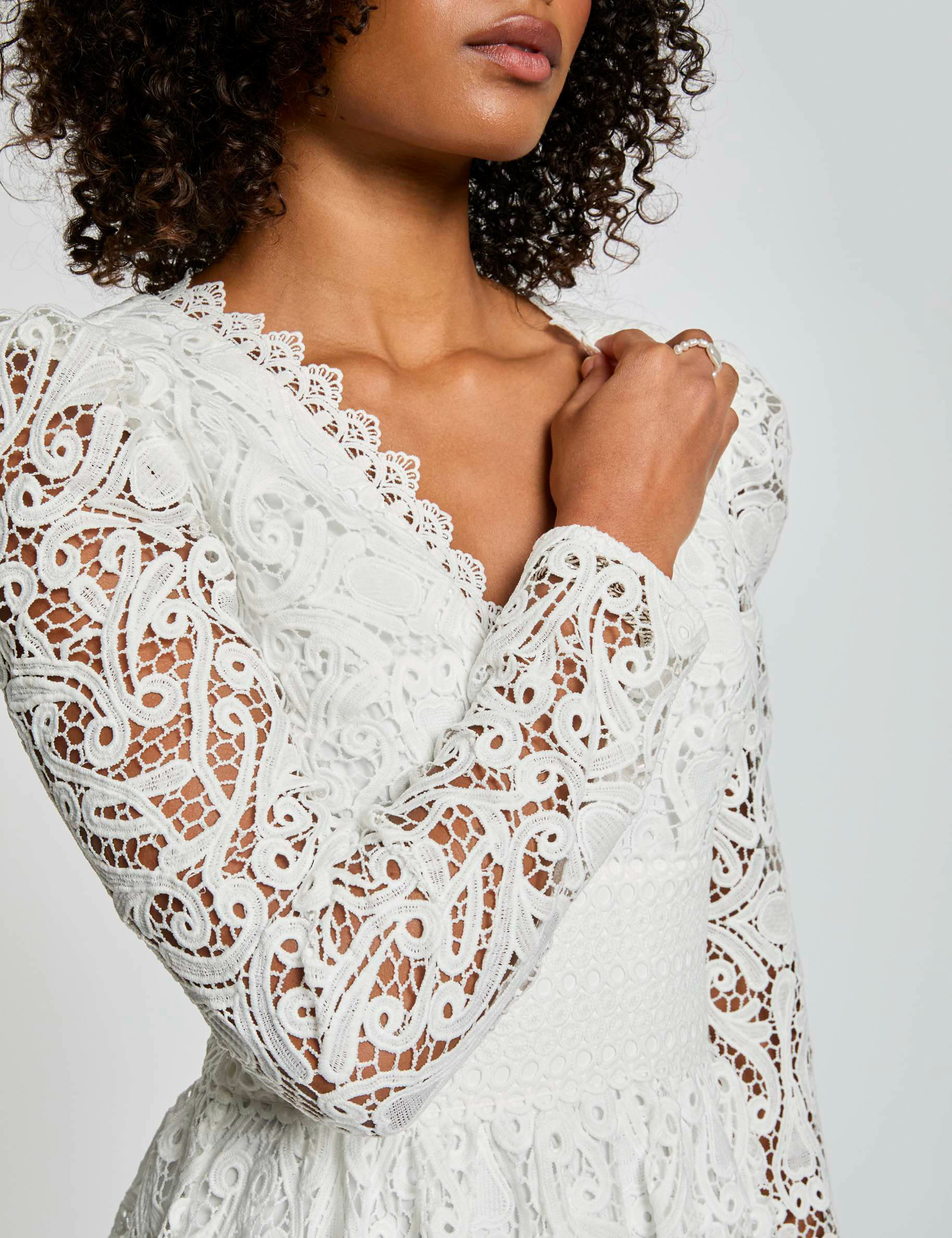 Kurzes, ausgestelltes Spitzenkleid weiss damen