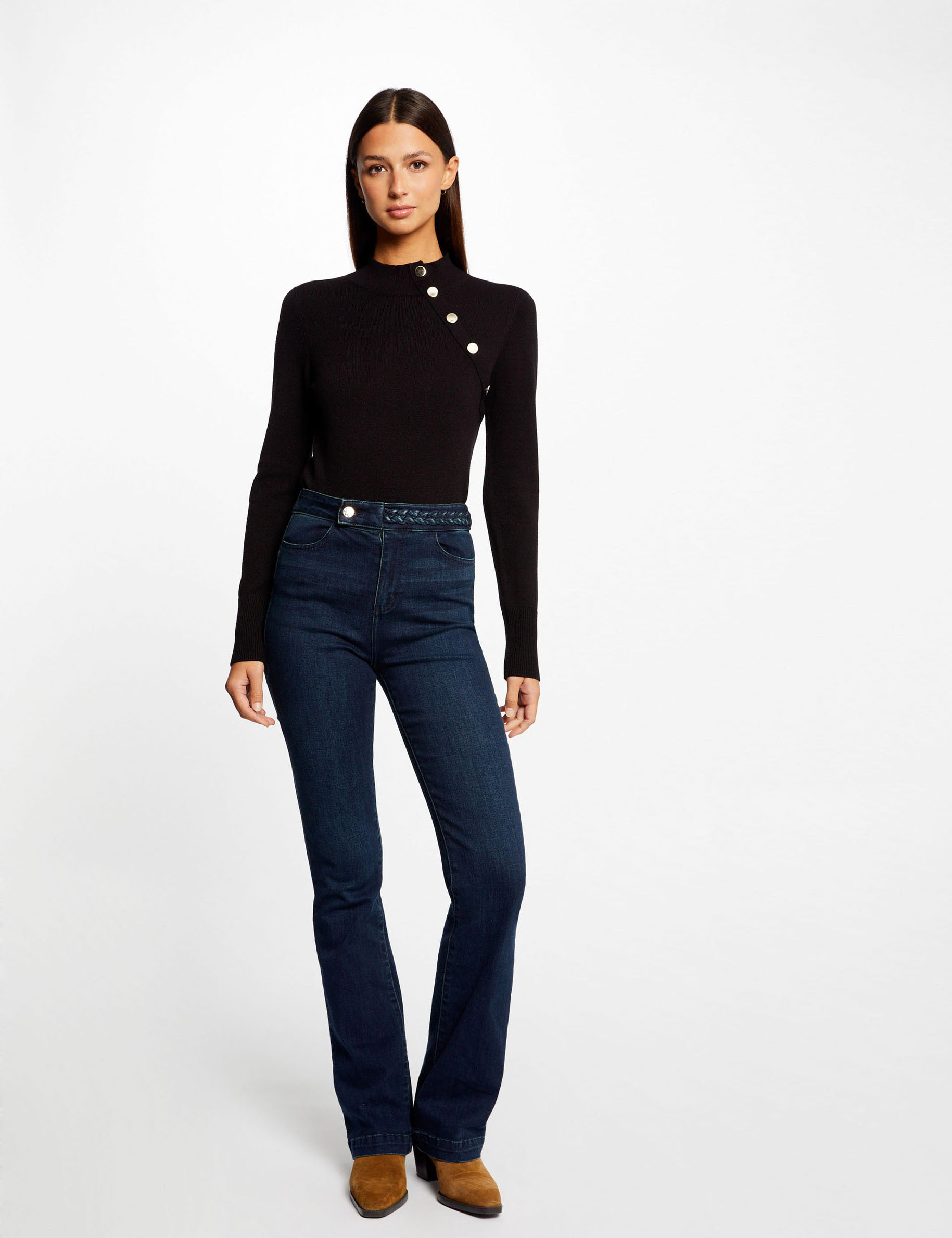 Pull manches longues boutons d&eacute;coratifs noir femme