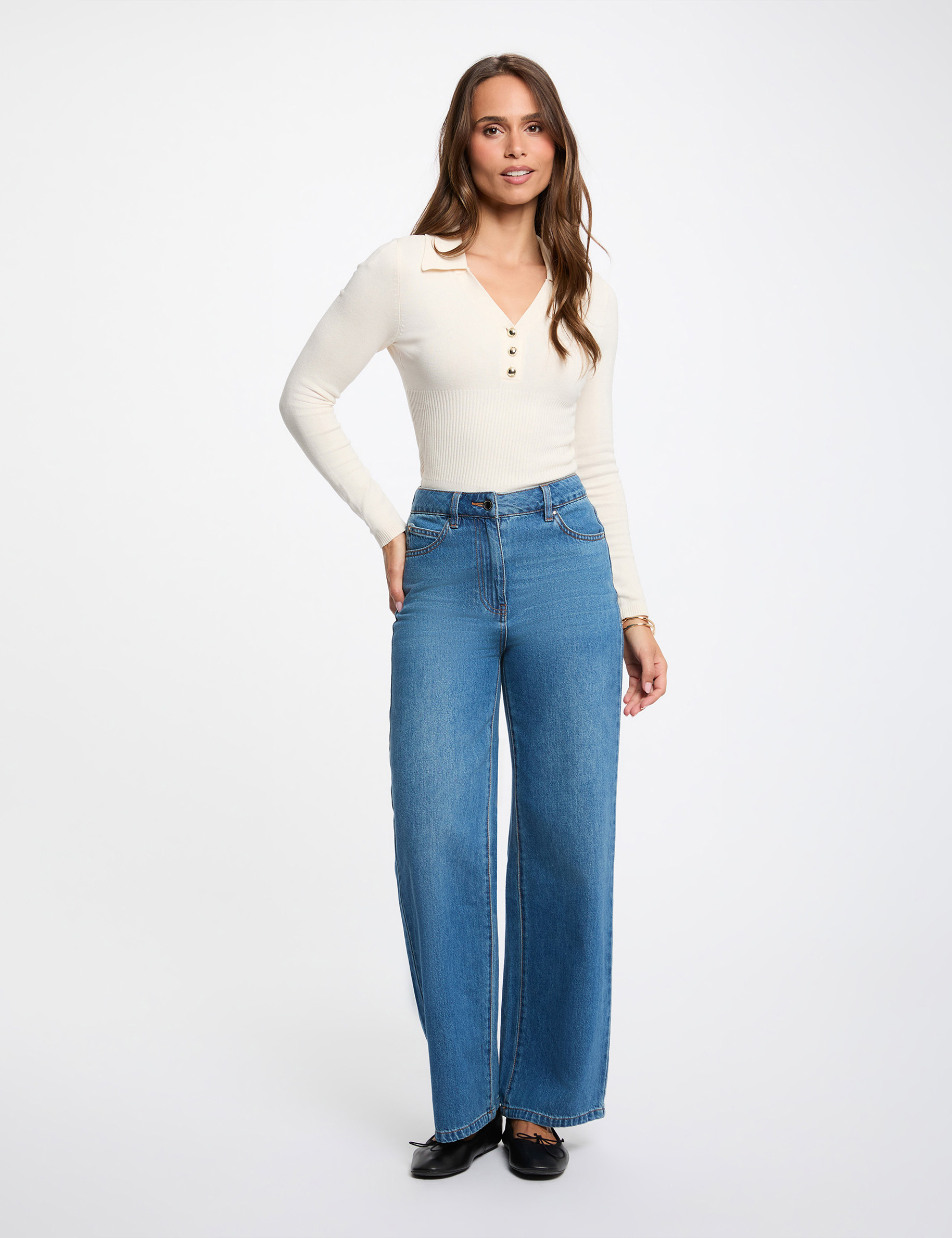 Pull ajust&eacute; col polo ivoire femme