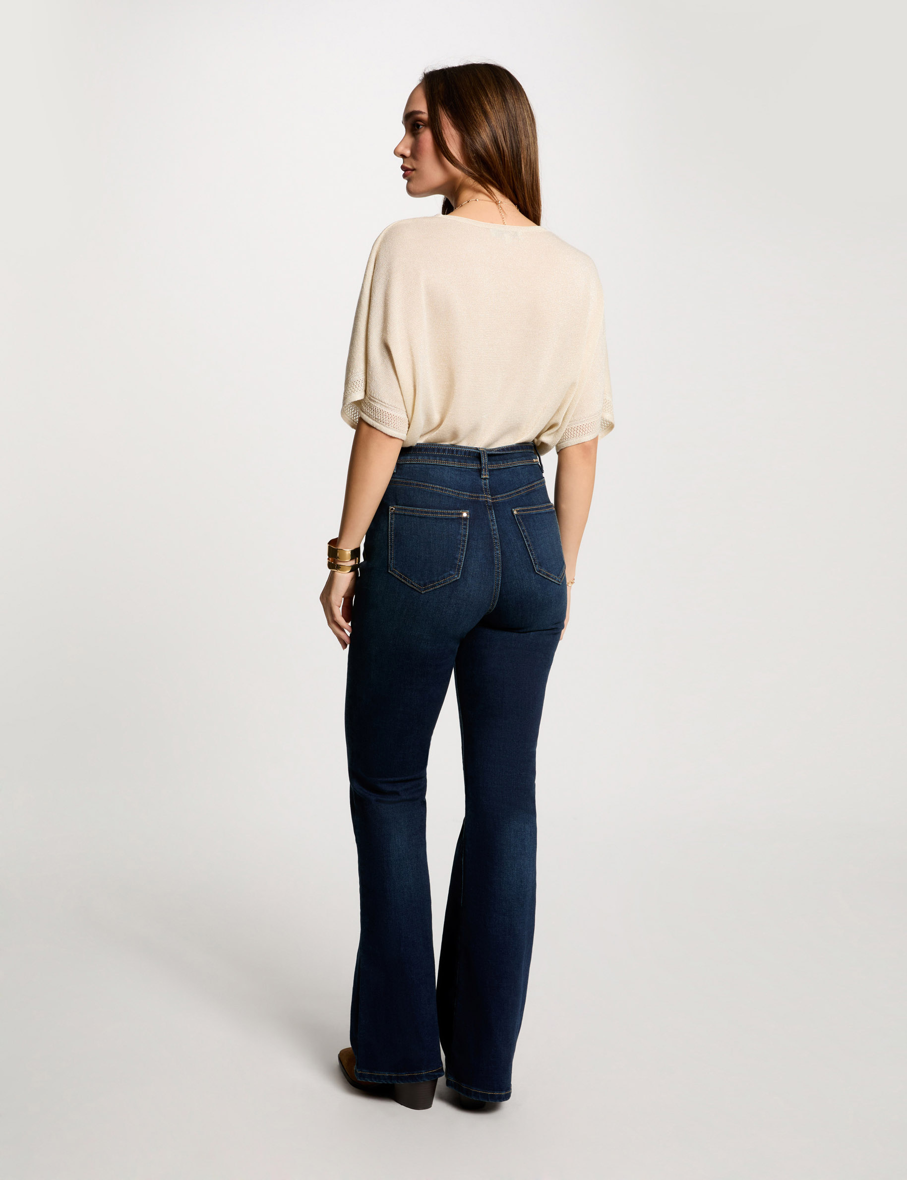 Pull col en V manches courtes ivoire femme