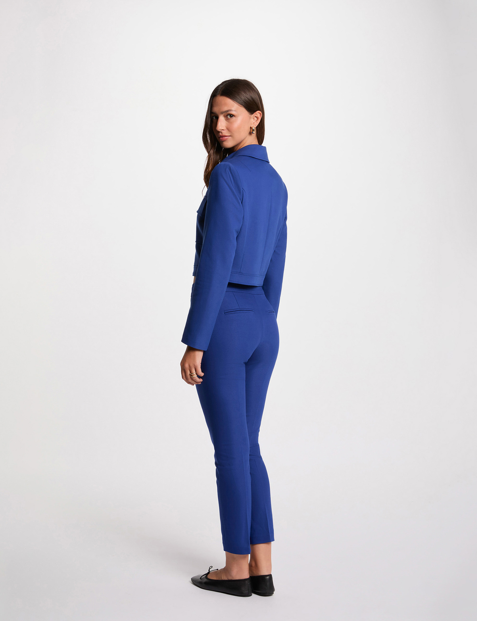 kurze jacke mit knopfen elektrisch blau damen Kurze Jacke mit Knöpfen elektrisch blau damen