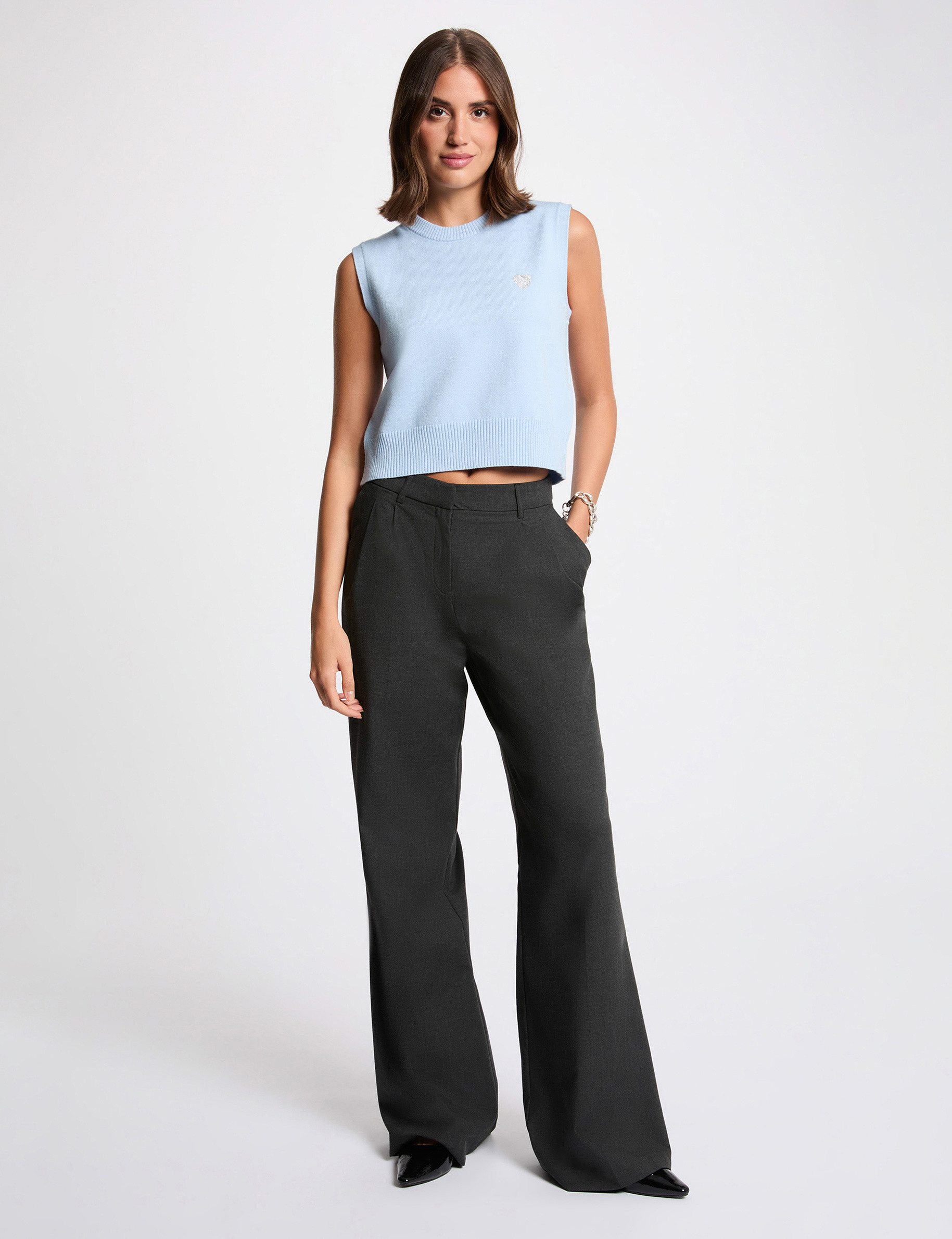 &Auml;rmelloser bestickter Pullover himmelblau damen