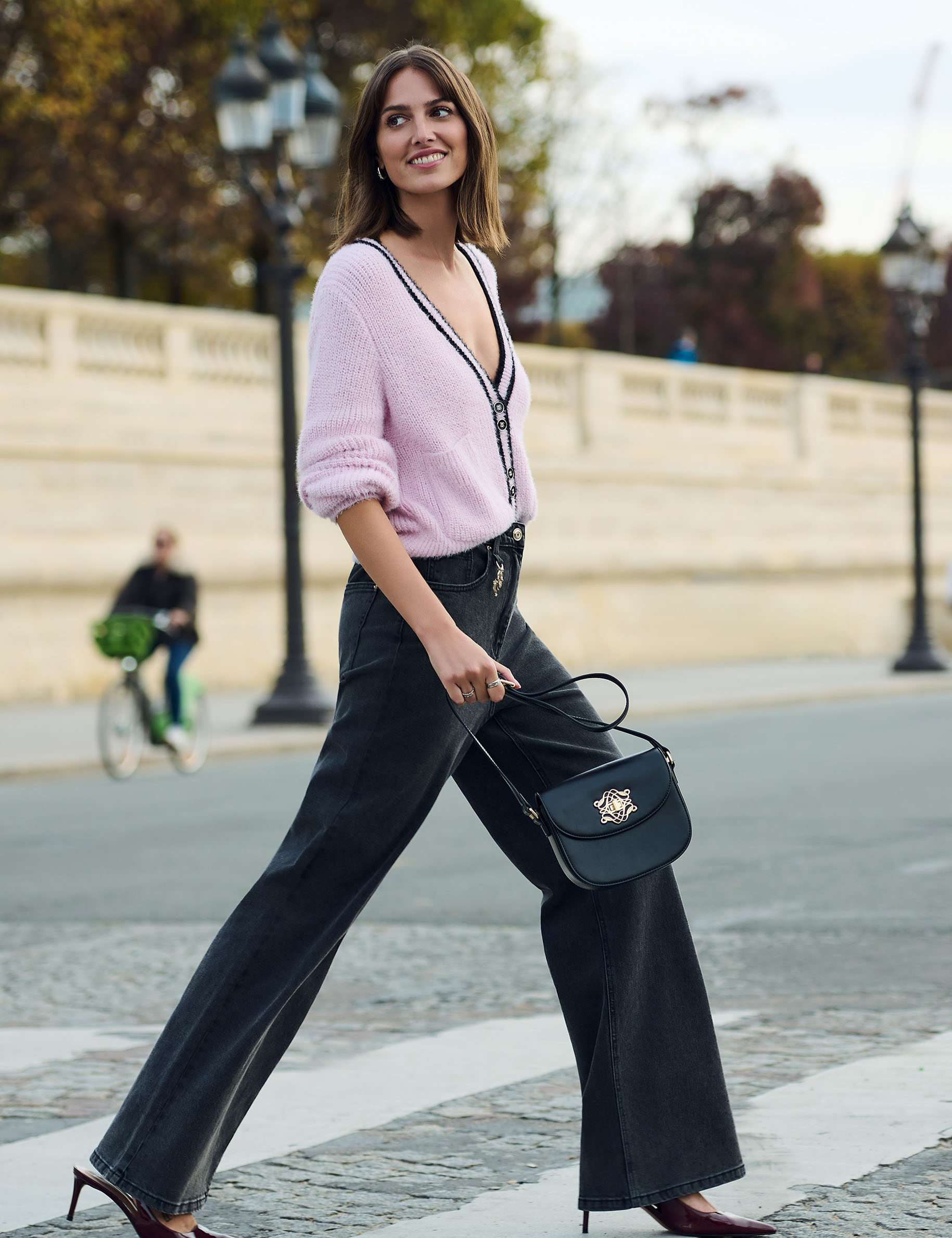 Weit geschnittene hochgeschnittene Hose schwarz denim damen