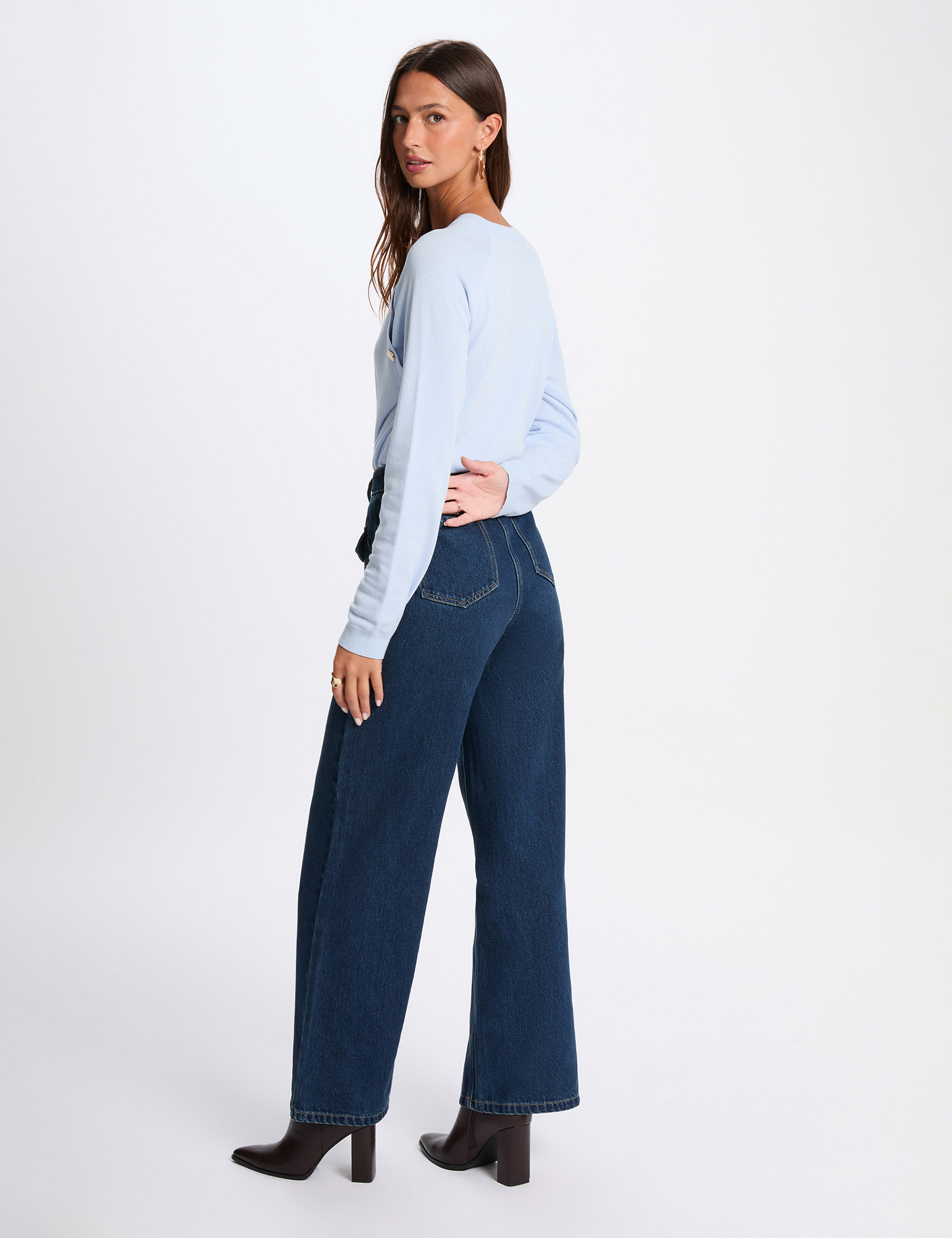 Figurbetonter Feinstrickpulli himmelblau damen