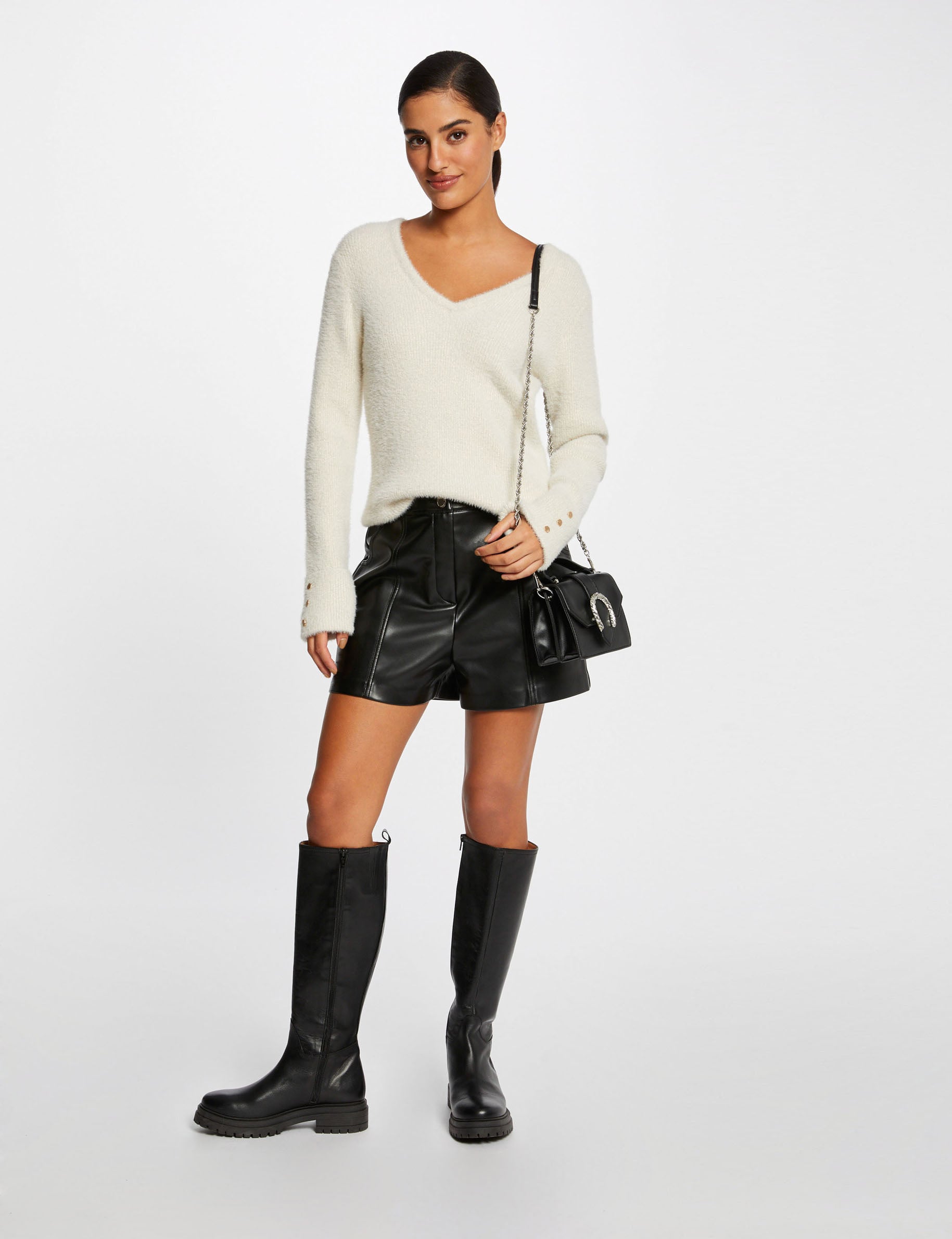 Pull col v m&eacute;tallis&eacute; ivoire femme