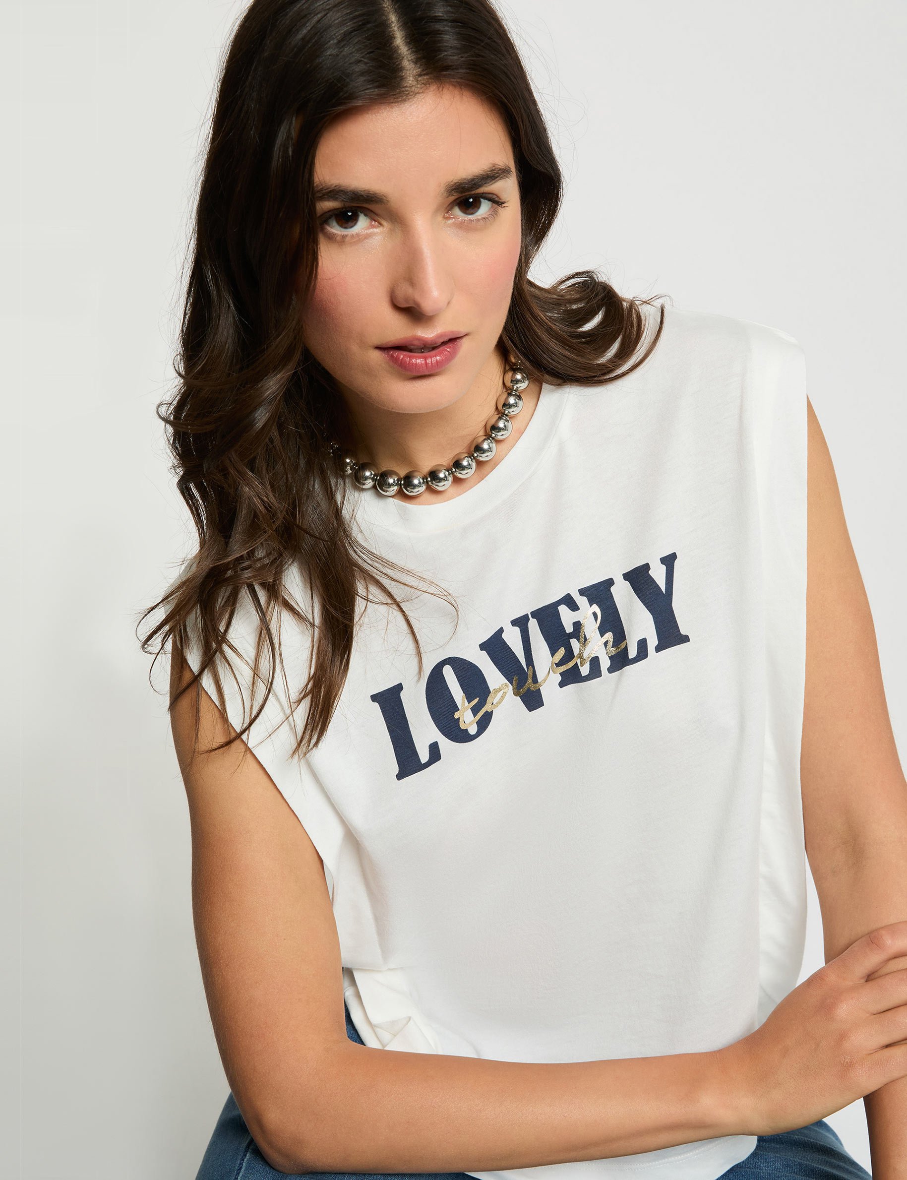 Gerade geschnittenes T-Shirt. weiss damen