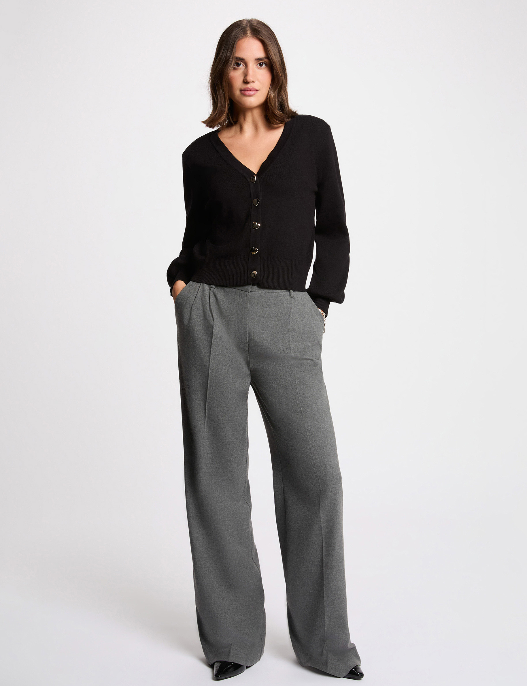 Gilet ajust&eacute; col v noir femme