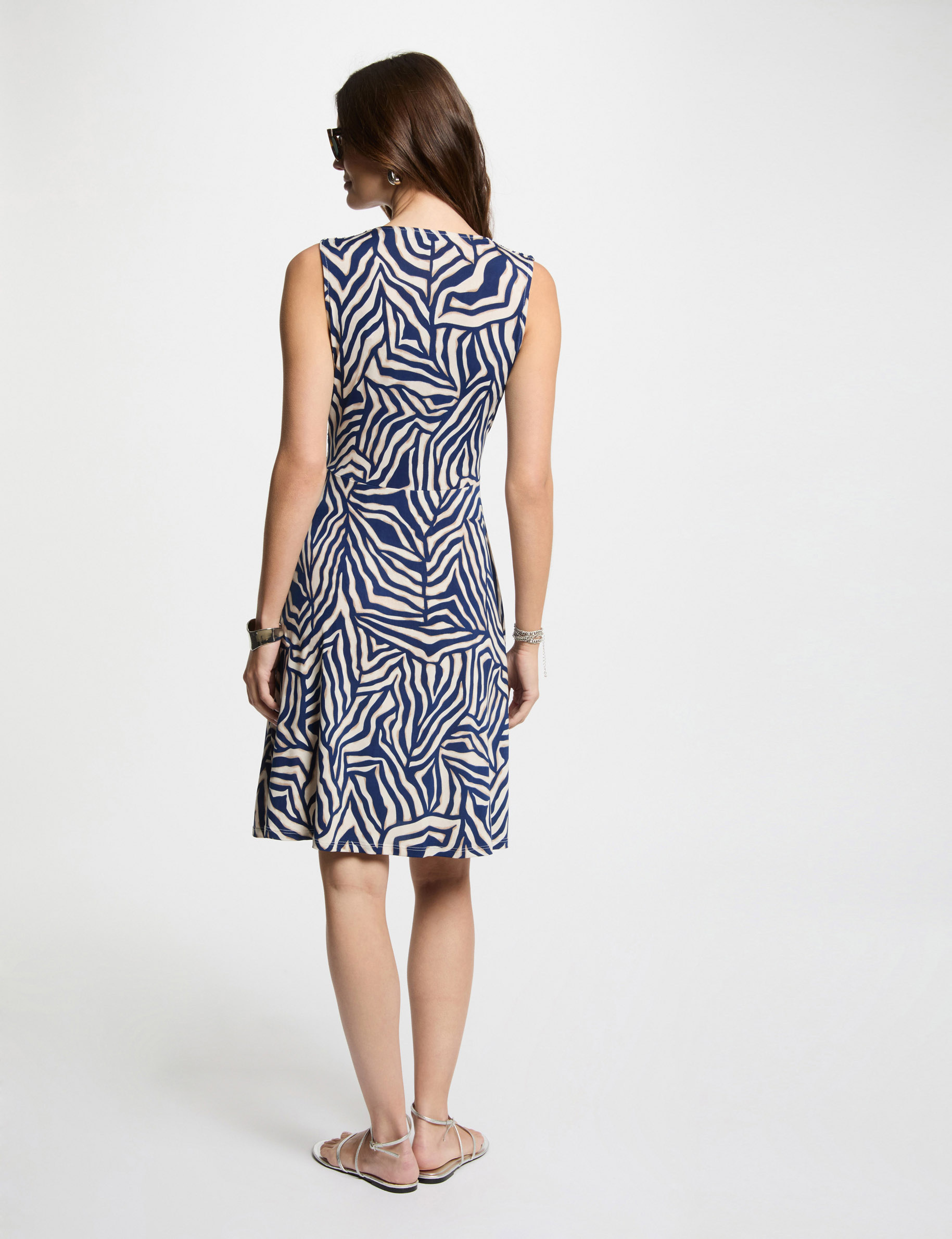 robe courte ajuste imprime multicolore femme Robe courte ajust�e imprim�e multicolore femme