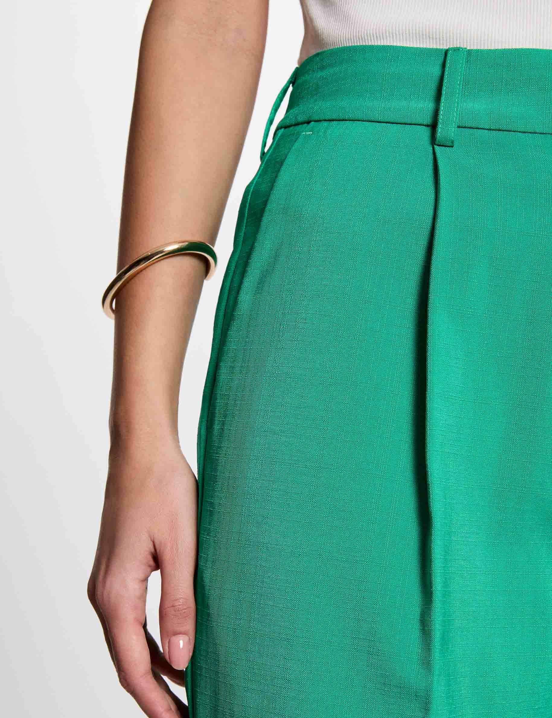 gerade geschnittene hose mit abnahern smaragdgrun damen Gerade geschnittene Hose mit Abnähern smaragdgrün damen