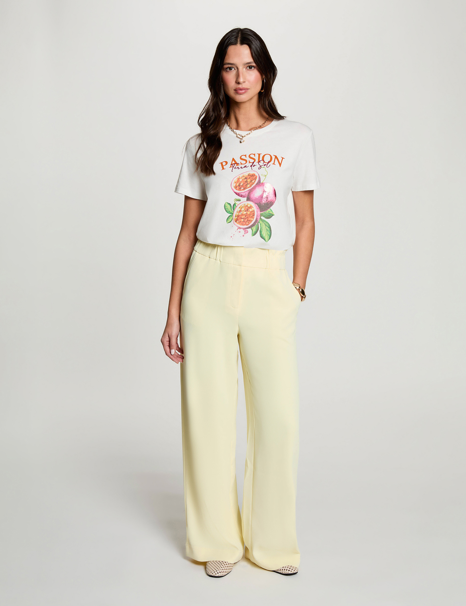 Pantalon large &agrave; fronces jaune pastel femme