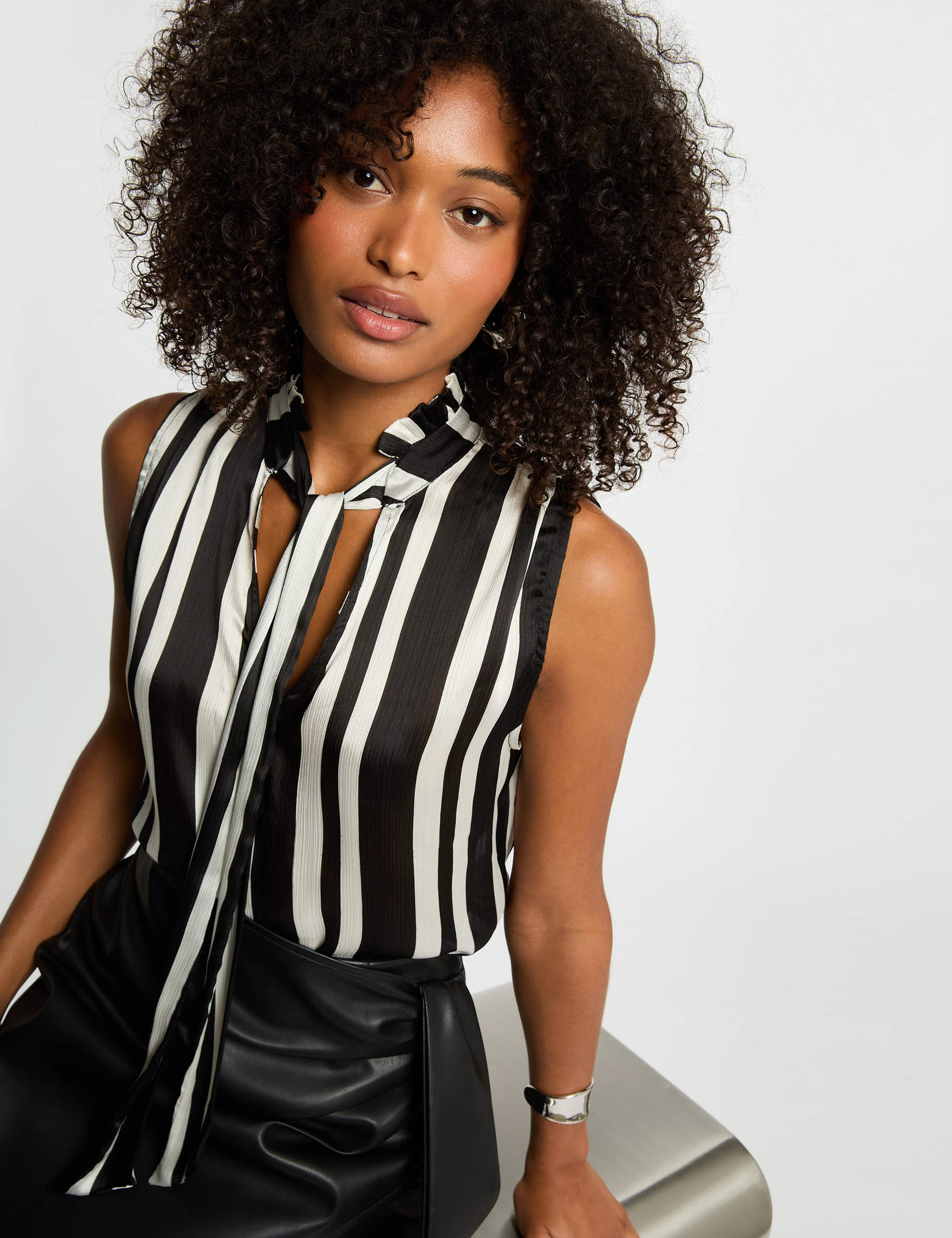 blouse sans manches rayee multicolore femme Blouse sans manches rayée multicolore femme