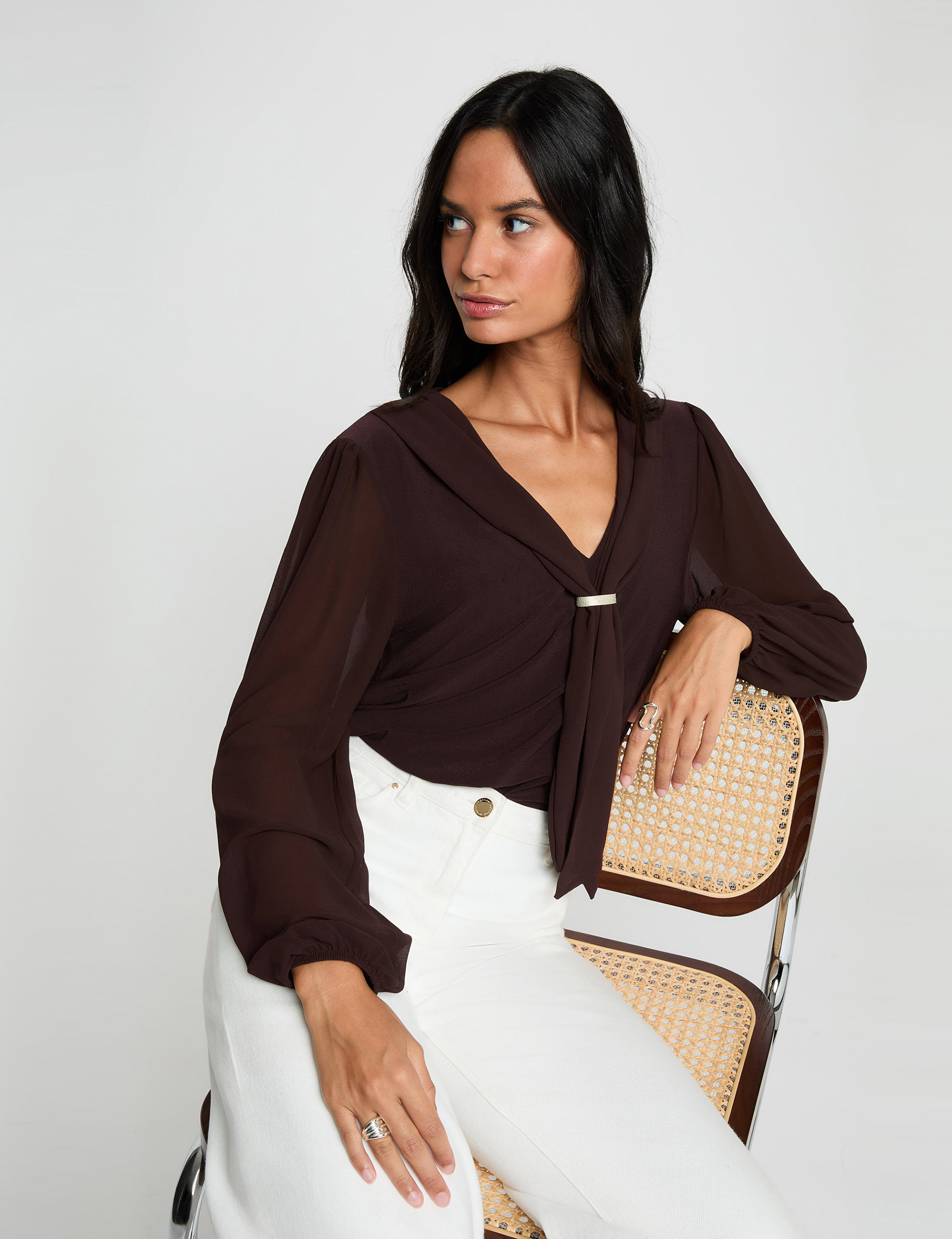 T-Shirt aus Voile mit Lavalli&egrave;re-Kragen dunkelbraun damen