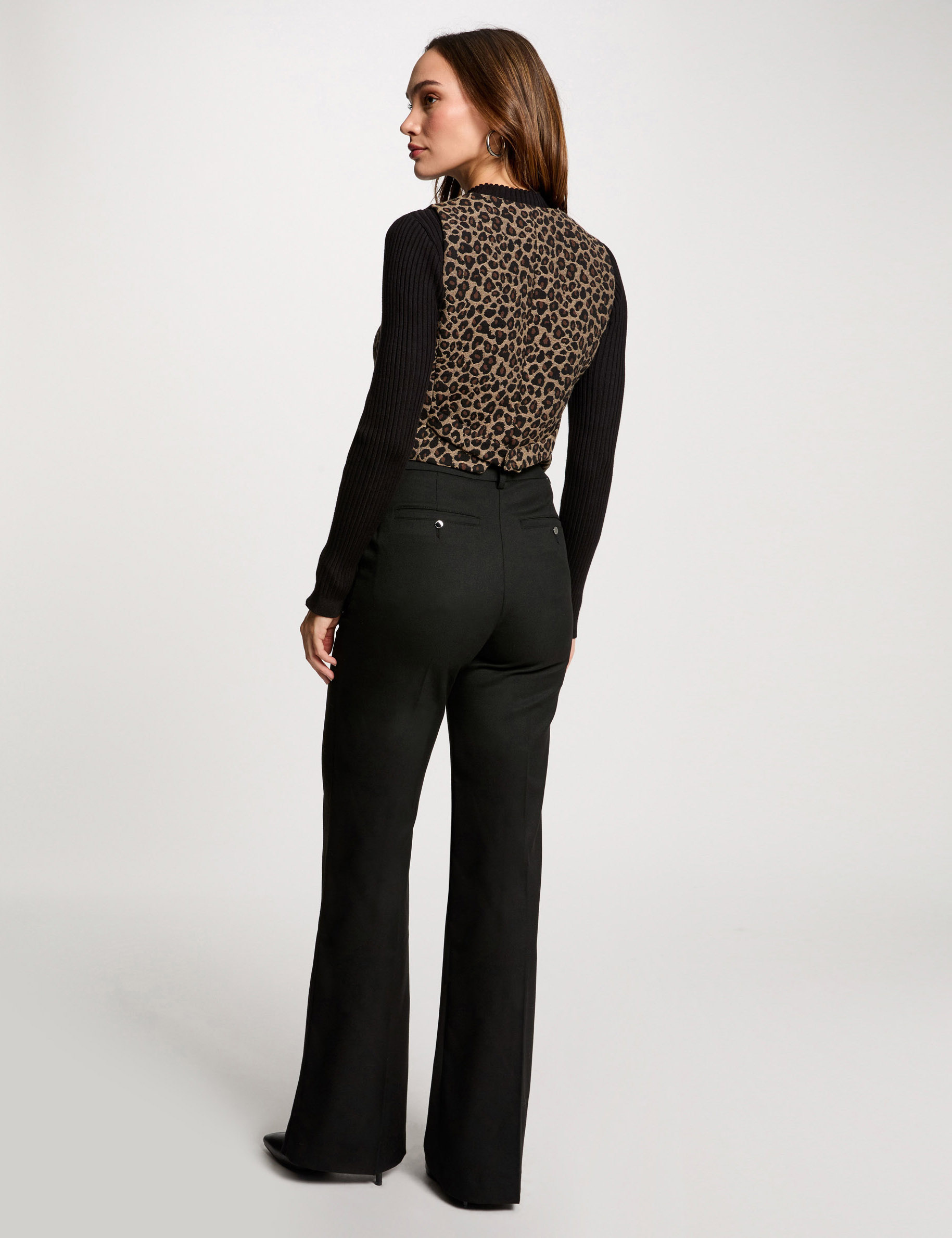 pantalon large a pinces noir femme Pantalon large à pinces noir femme