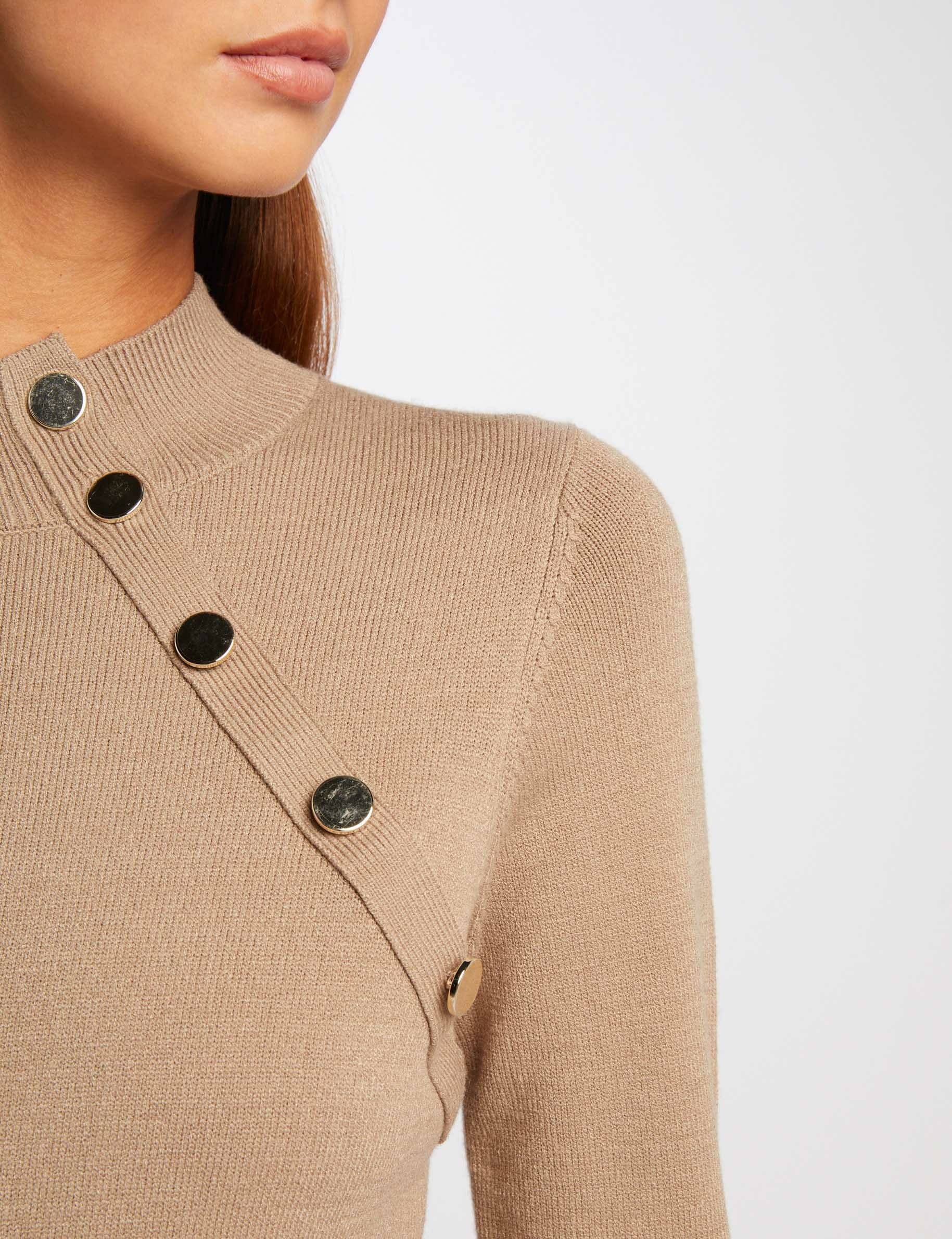 Pull manches longues boutons d&eacute;coratifs taupe femme
