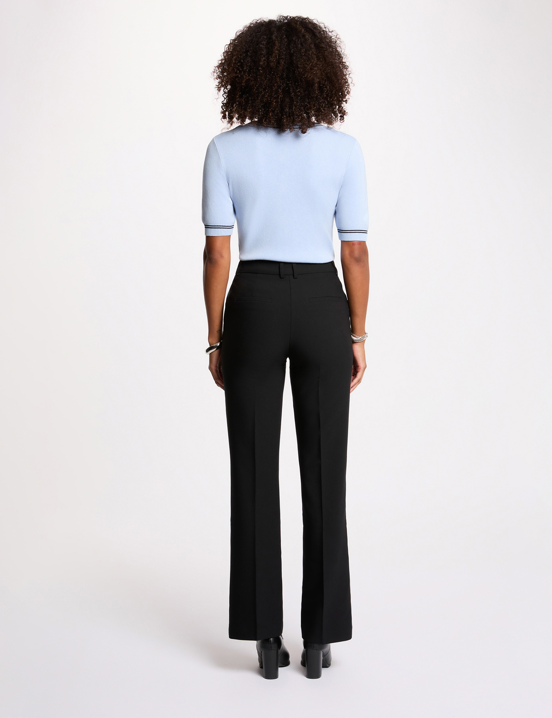 Gilet ajust&eacute; manches courtes bleu ciel femme