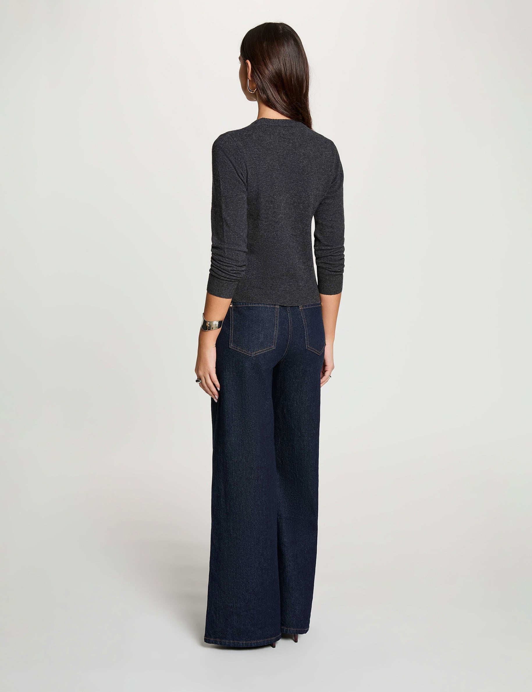 Pull col rond boucle gris fonc&eacute; femme