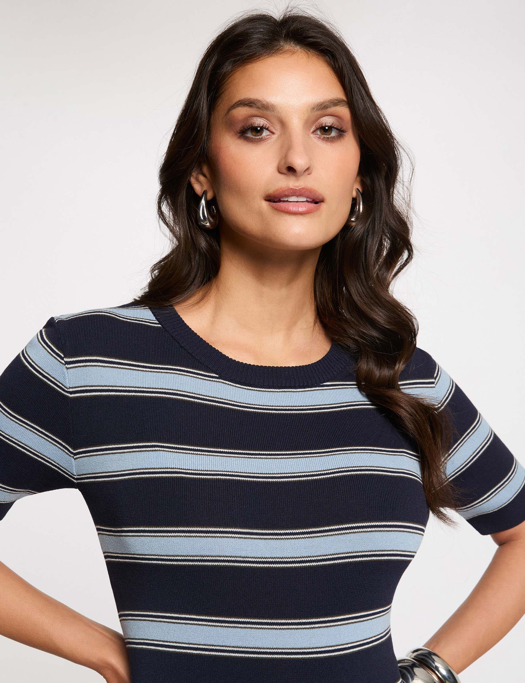 Pull ajust&eacute; manches courtes bleu marine femme