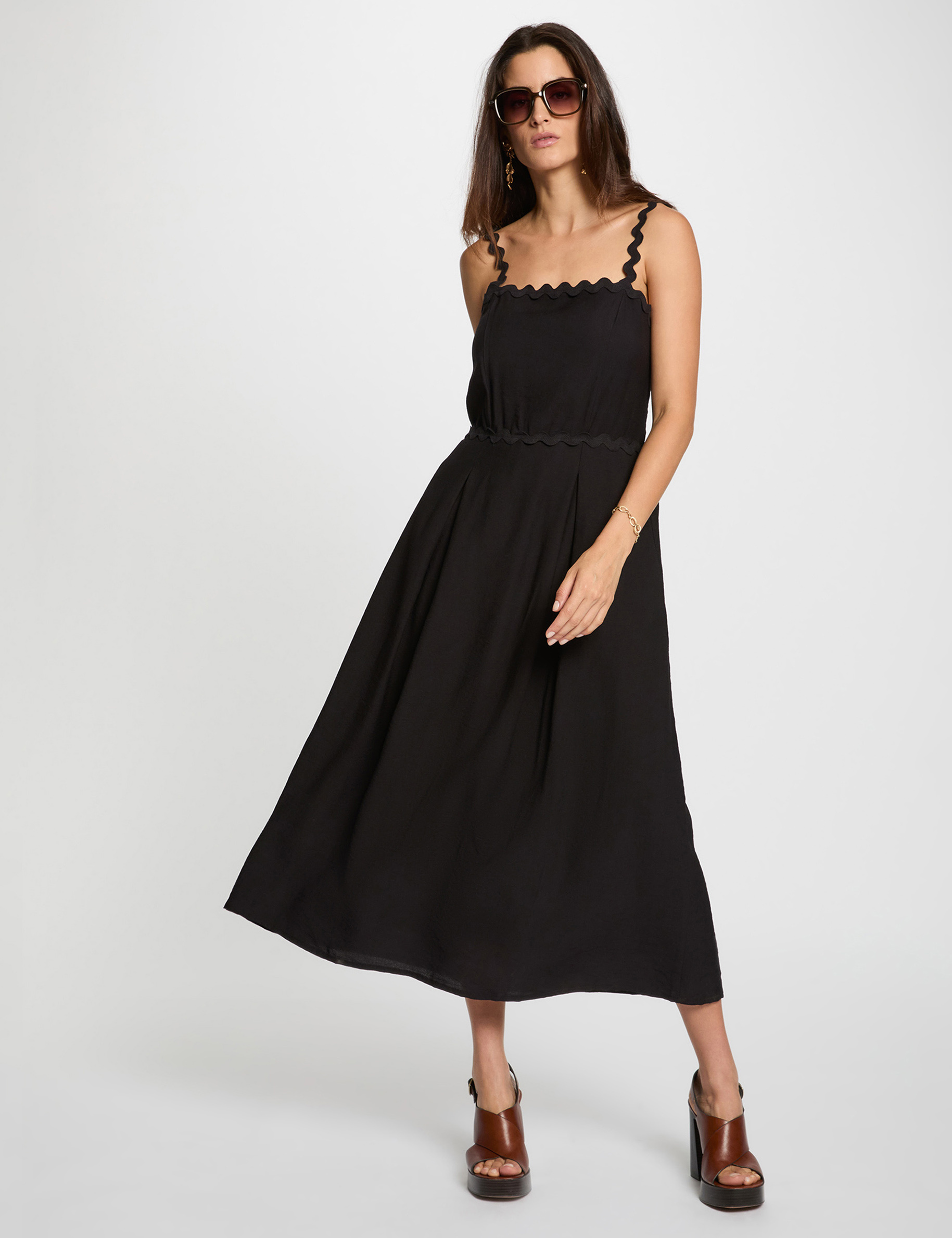 robe ajustee bretelles fantaisie noir femme Robe ajustée bretelles fantaisie noir femme