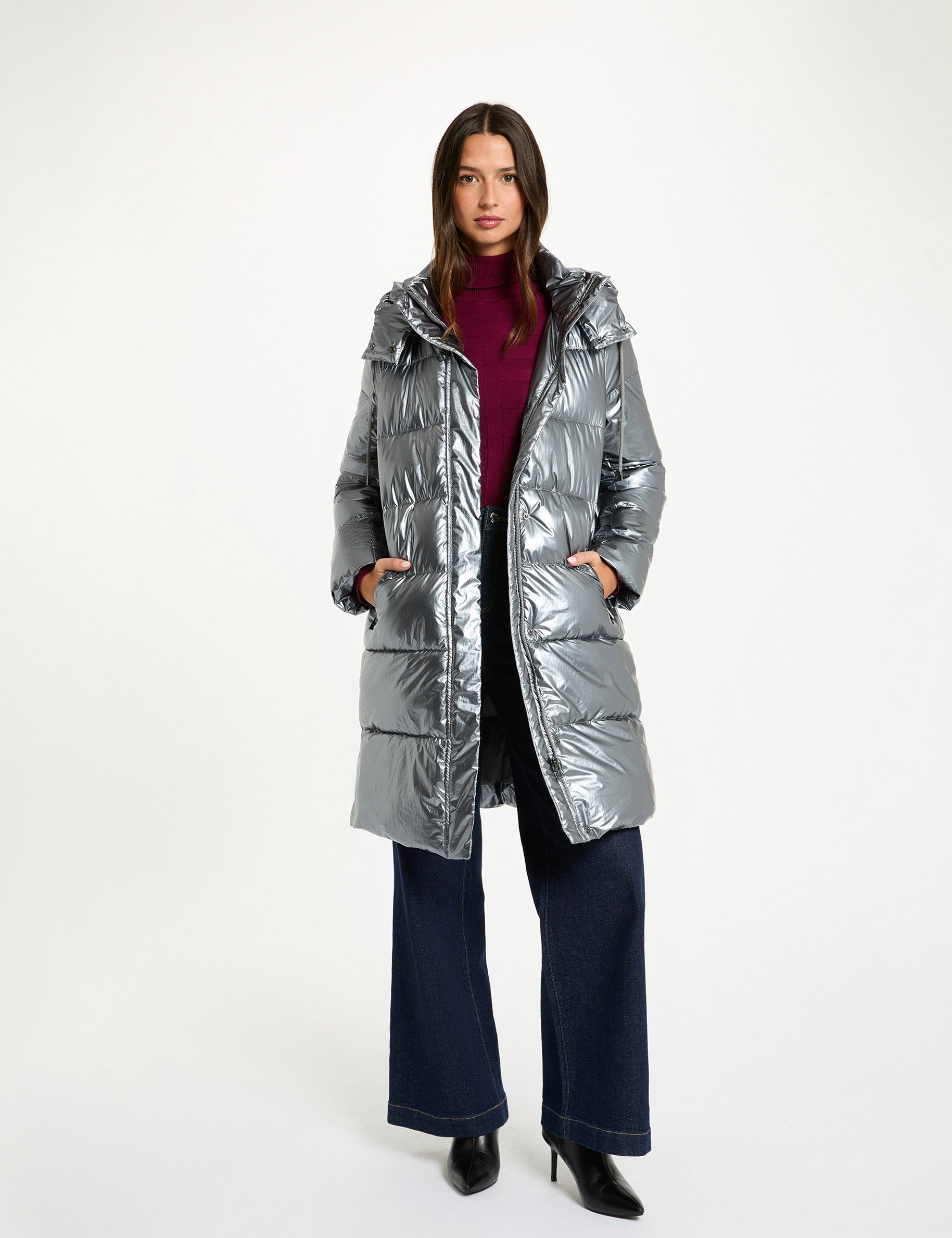 Lange, gl&auml;nzende Daunenjacke couleur argent damen
