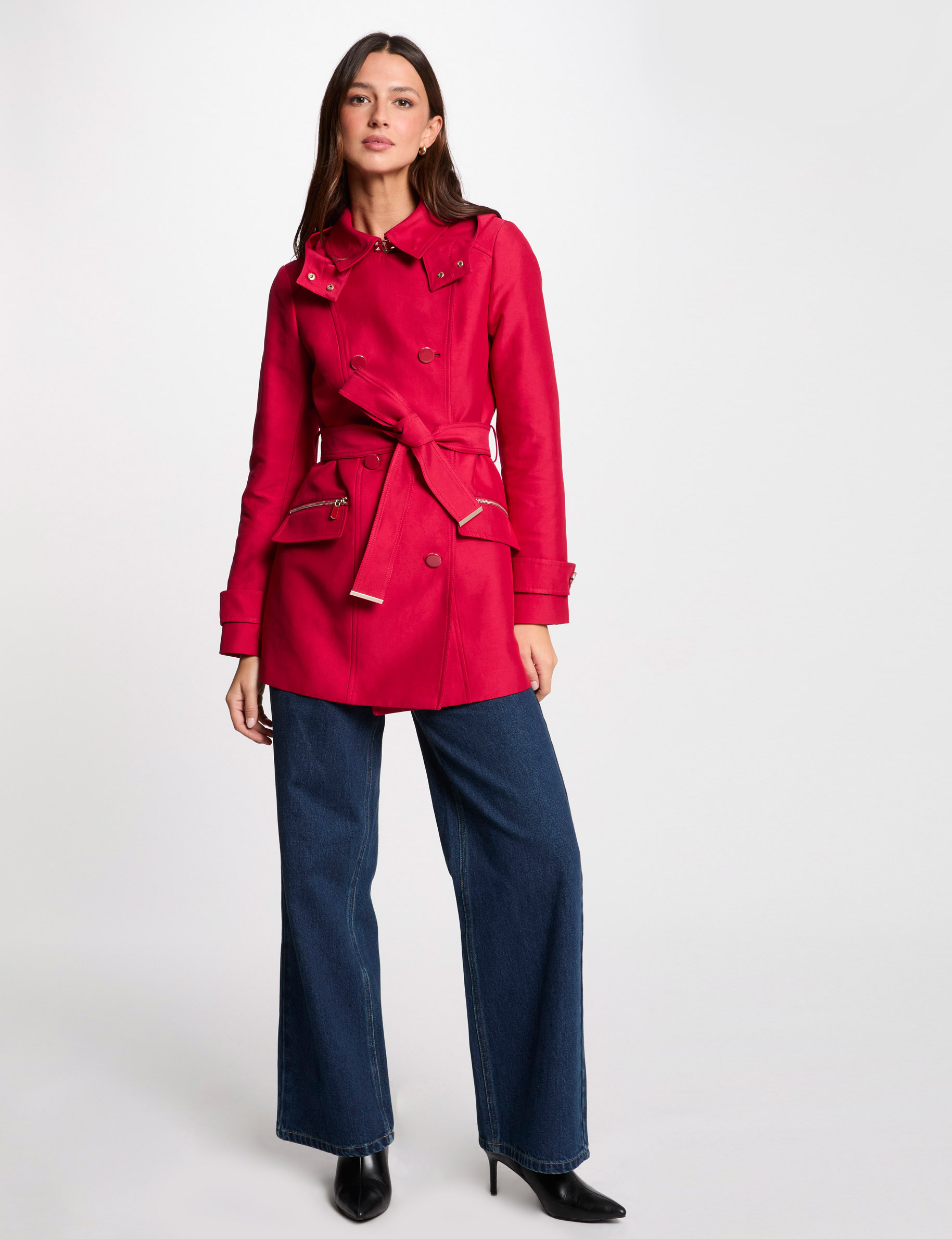 trenchcoat mit gurtel und kapuze rot damen Trenchcoat mit Gürtel und Kapuze rot damen