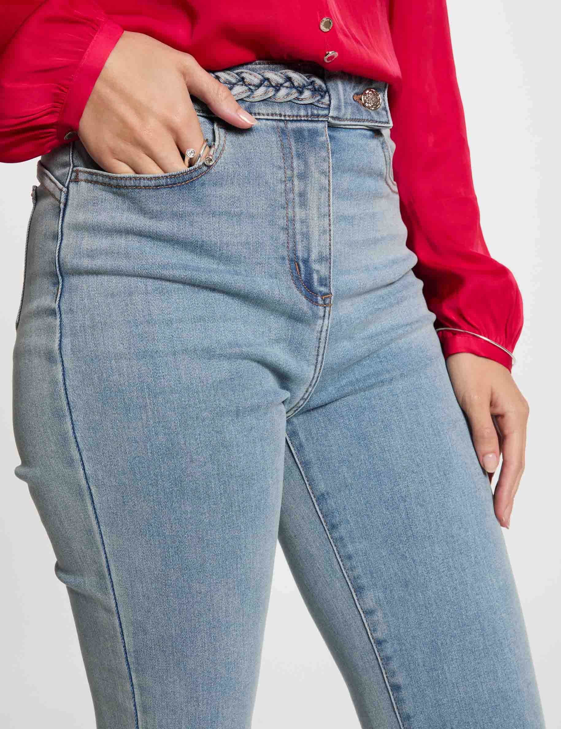 Jeans droit avec d&eacute;tails tress&eacute;s denim bleach femme
