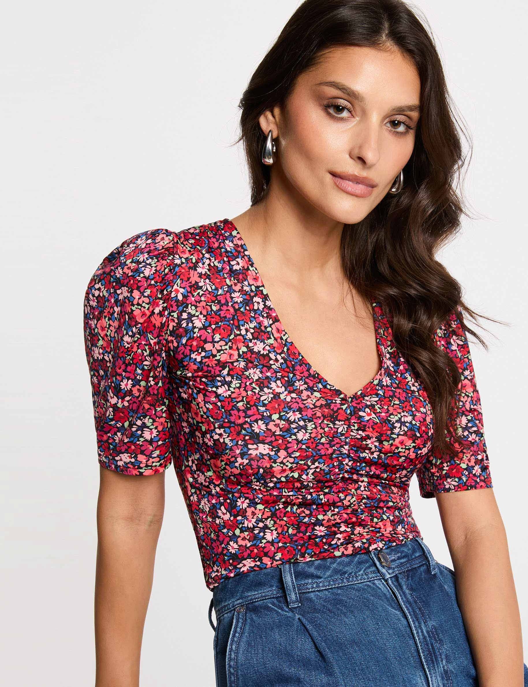 T-shirt cintr&eacute; col v multicolore femme