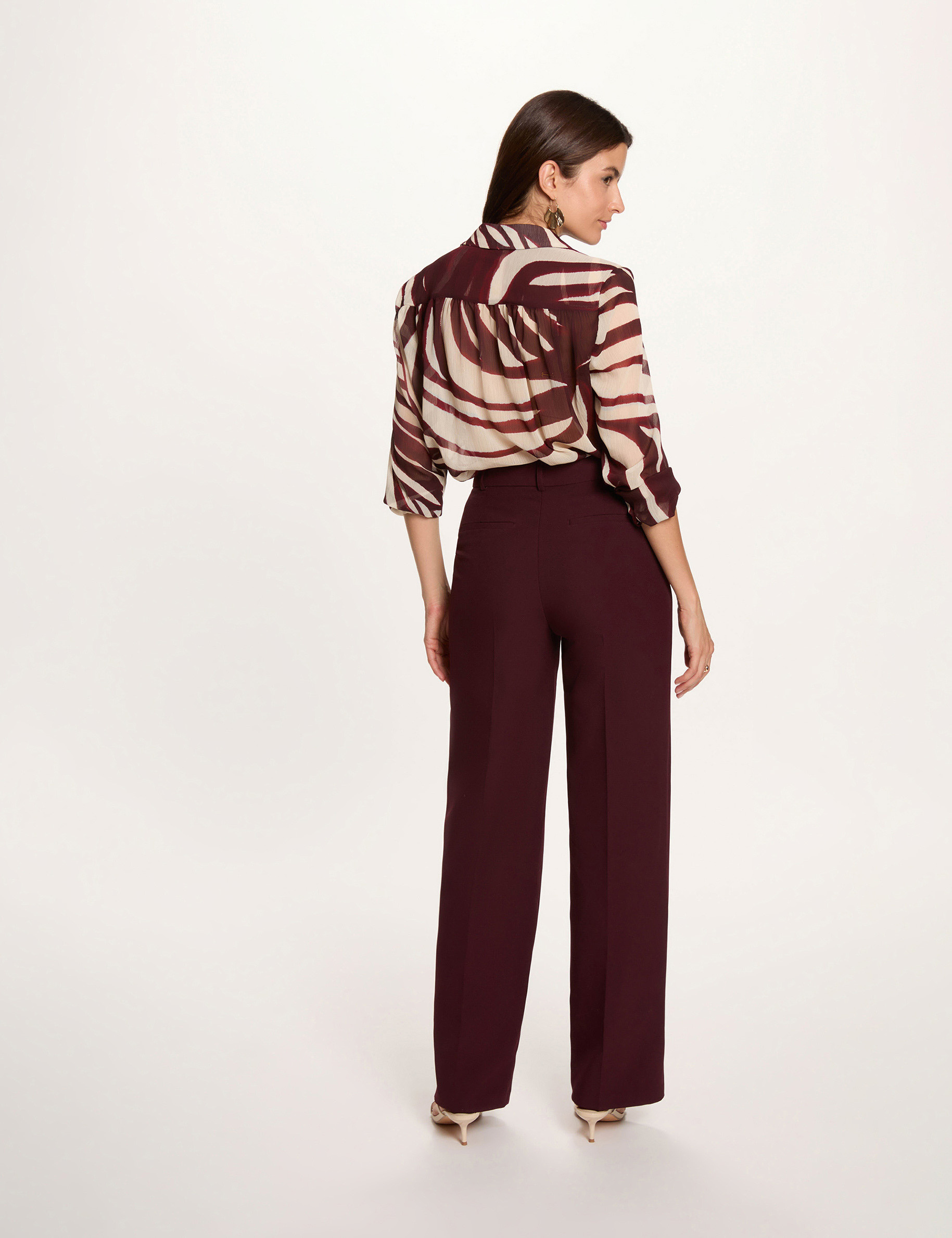 Pantalon droit &agrave; pinces prune femme