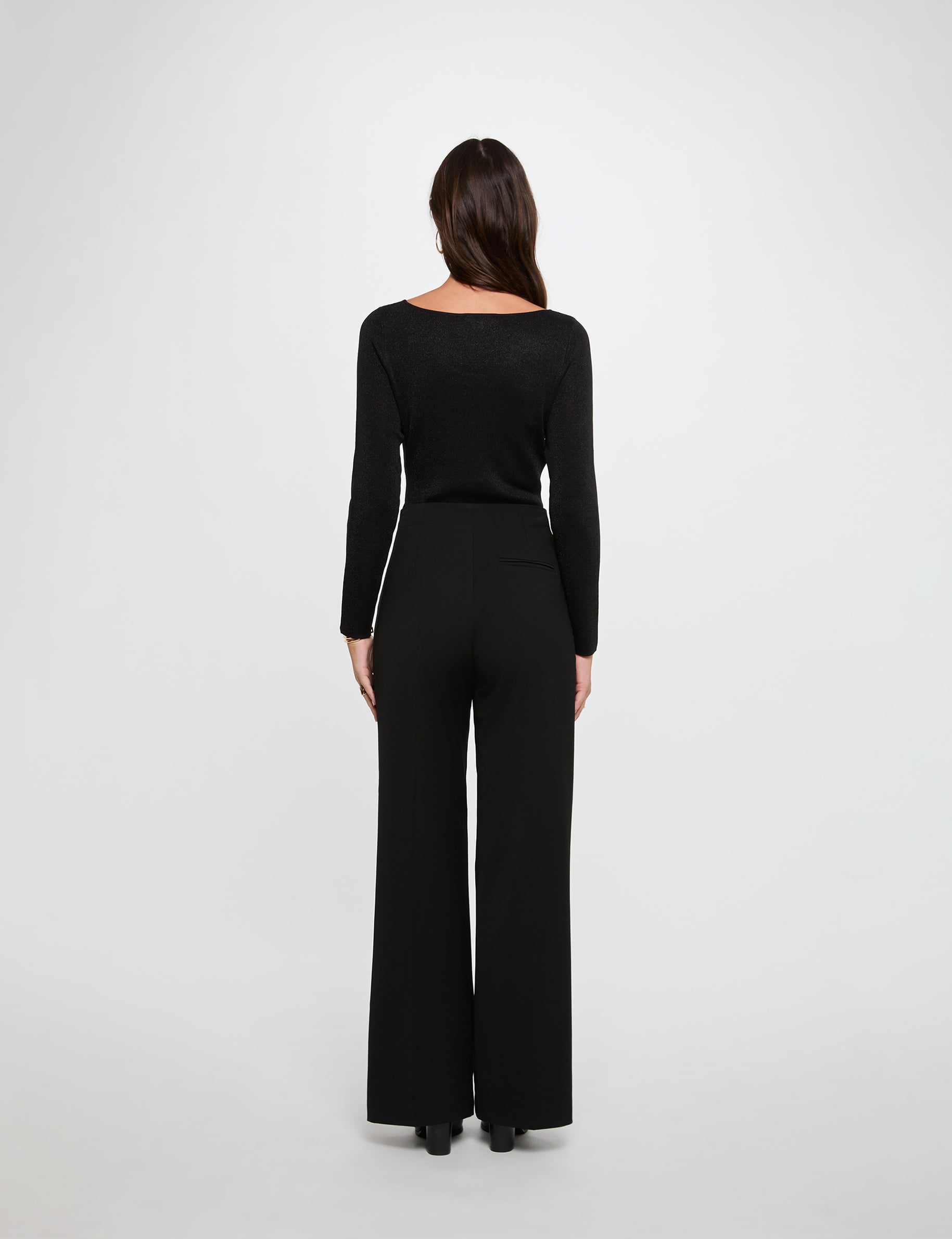 Pull cintr&eacute; col u noir femme