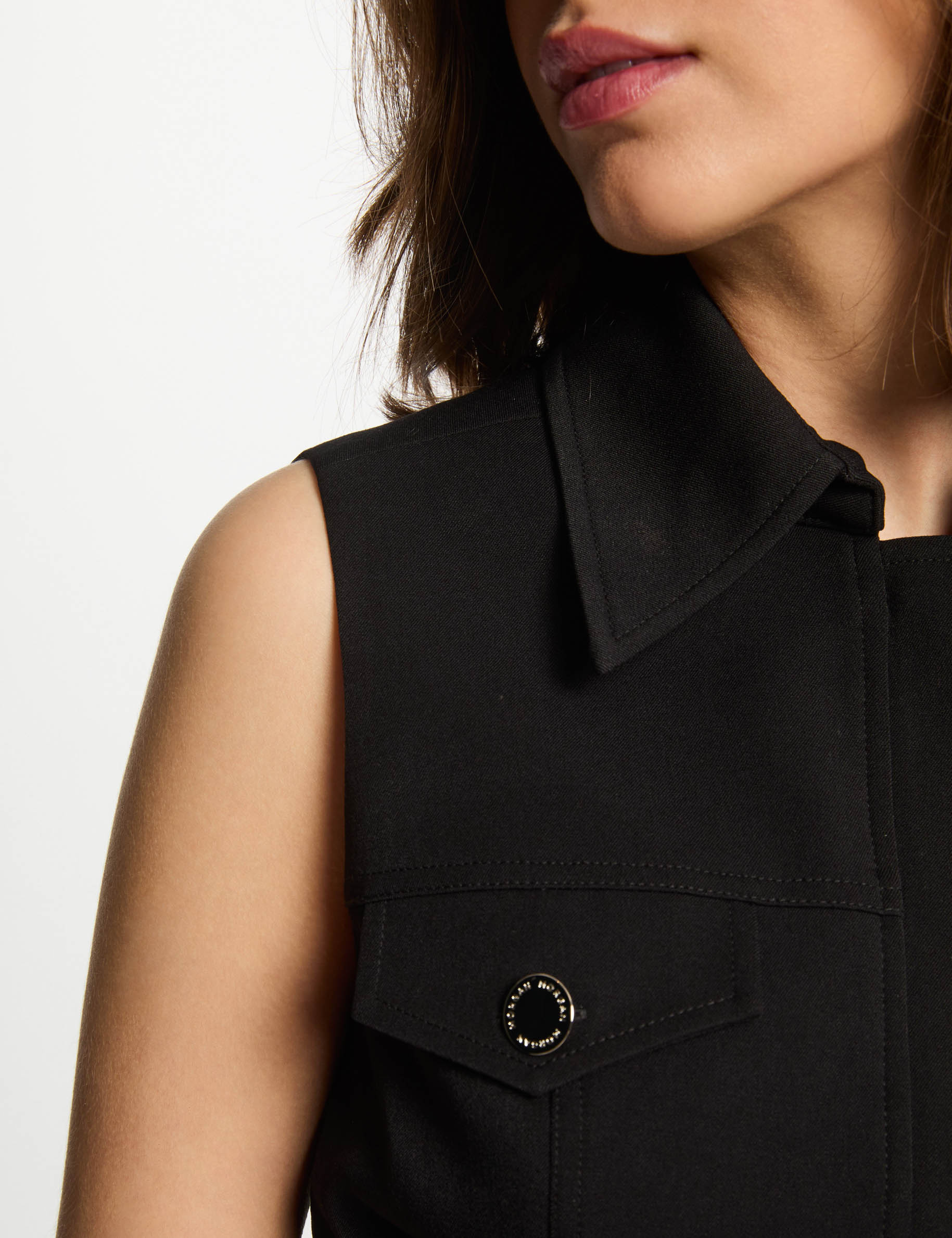 kurzes tailliertes kleid mit gurtel schwarz damen Kurzes tailliertes Kleid mit Gürtel schwarz damen