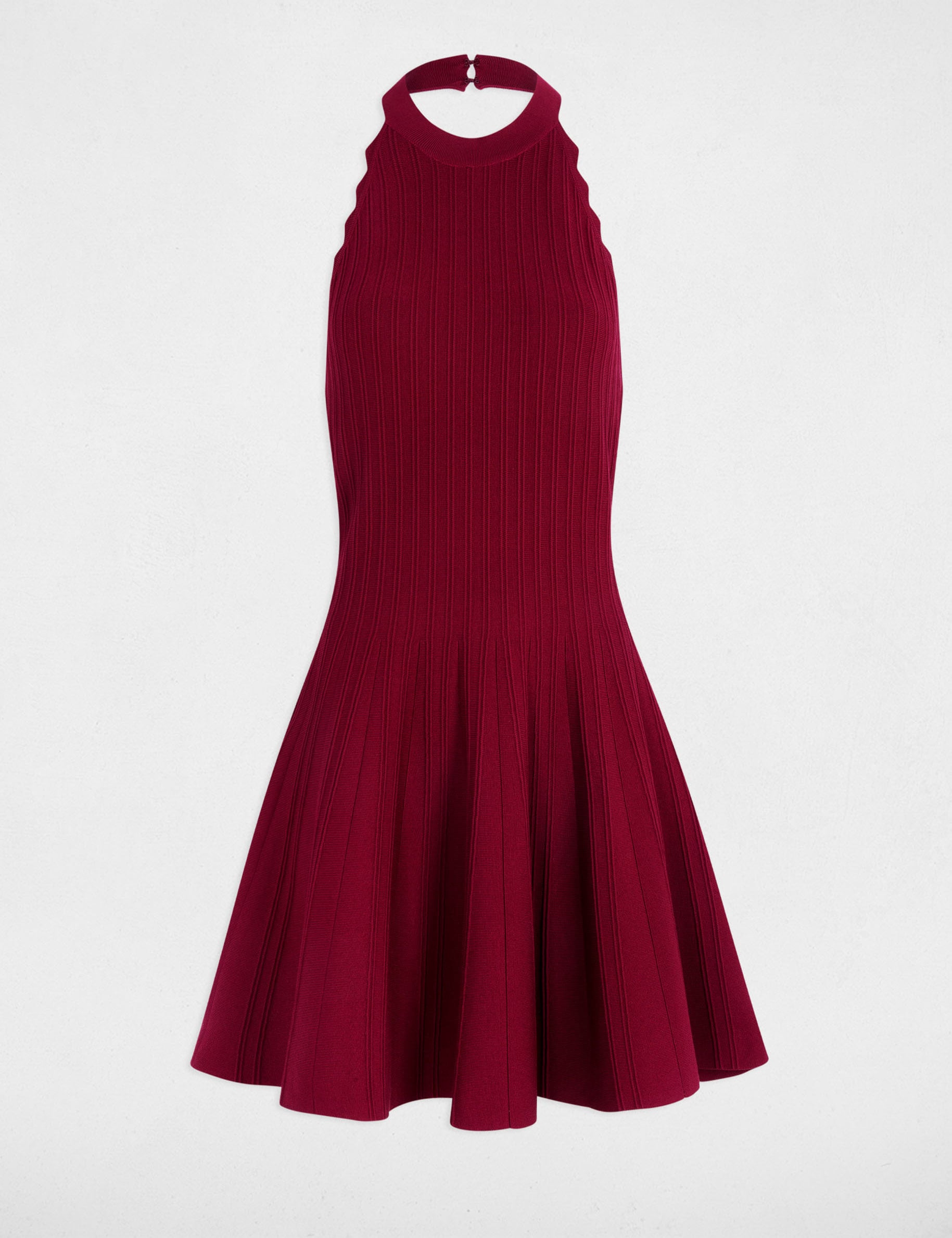 Robe tricot &eacute;vas&eacute;e sans manches bordeaux femme